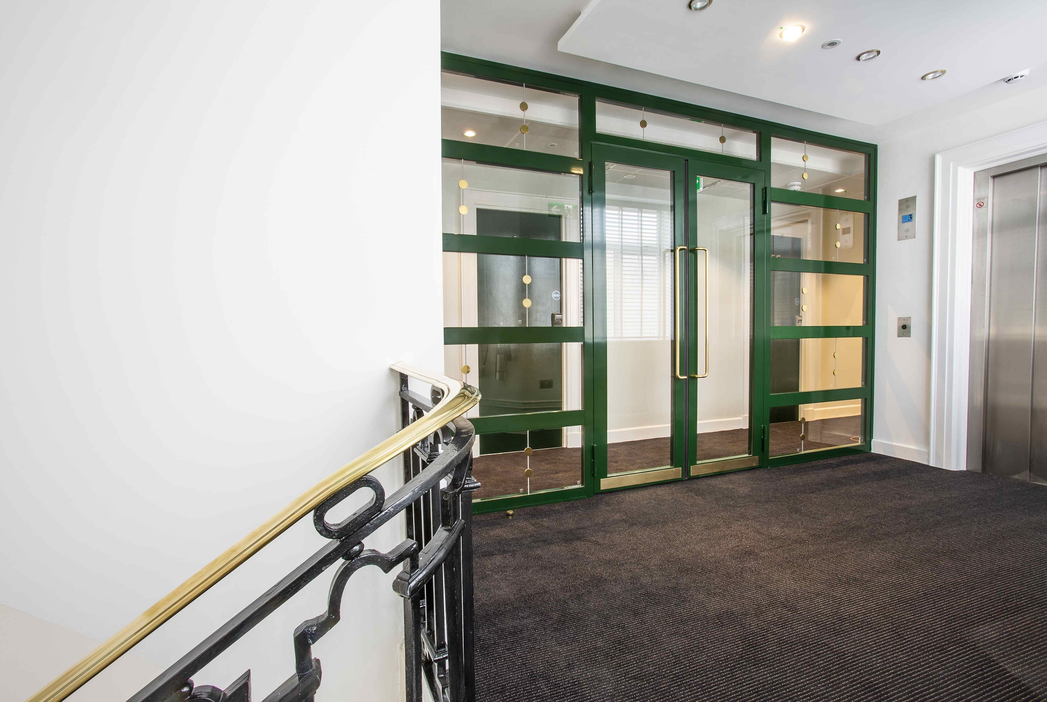 Astor Court Hotel, photo 3 of 26