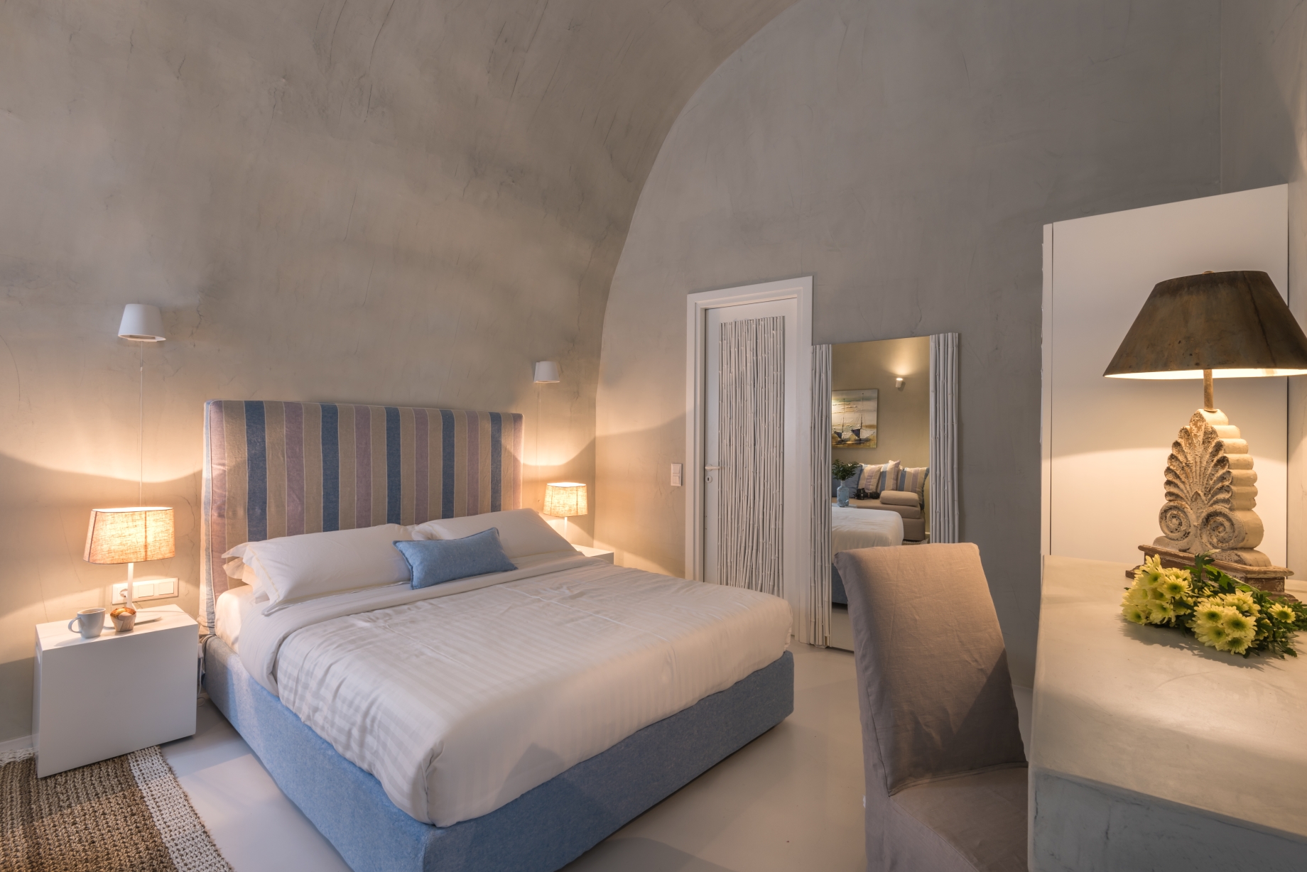 Mythical Blue Luxury Suites, photo 16 of 40