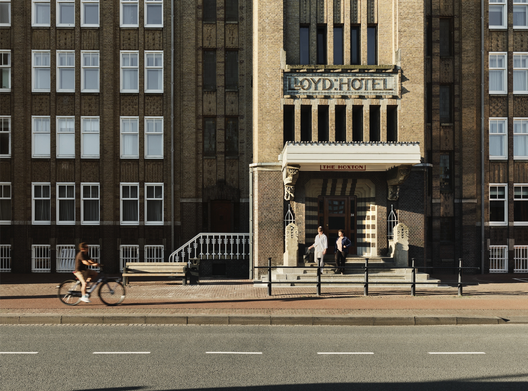 The Hoxton Lloyd Amsterdam, photo 1 of 44