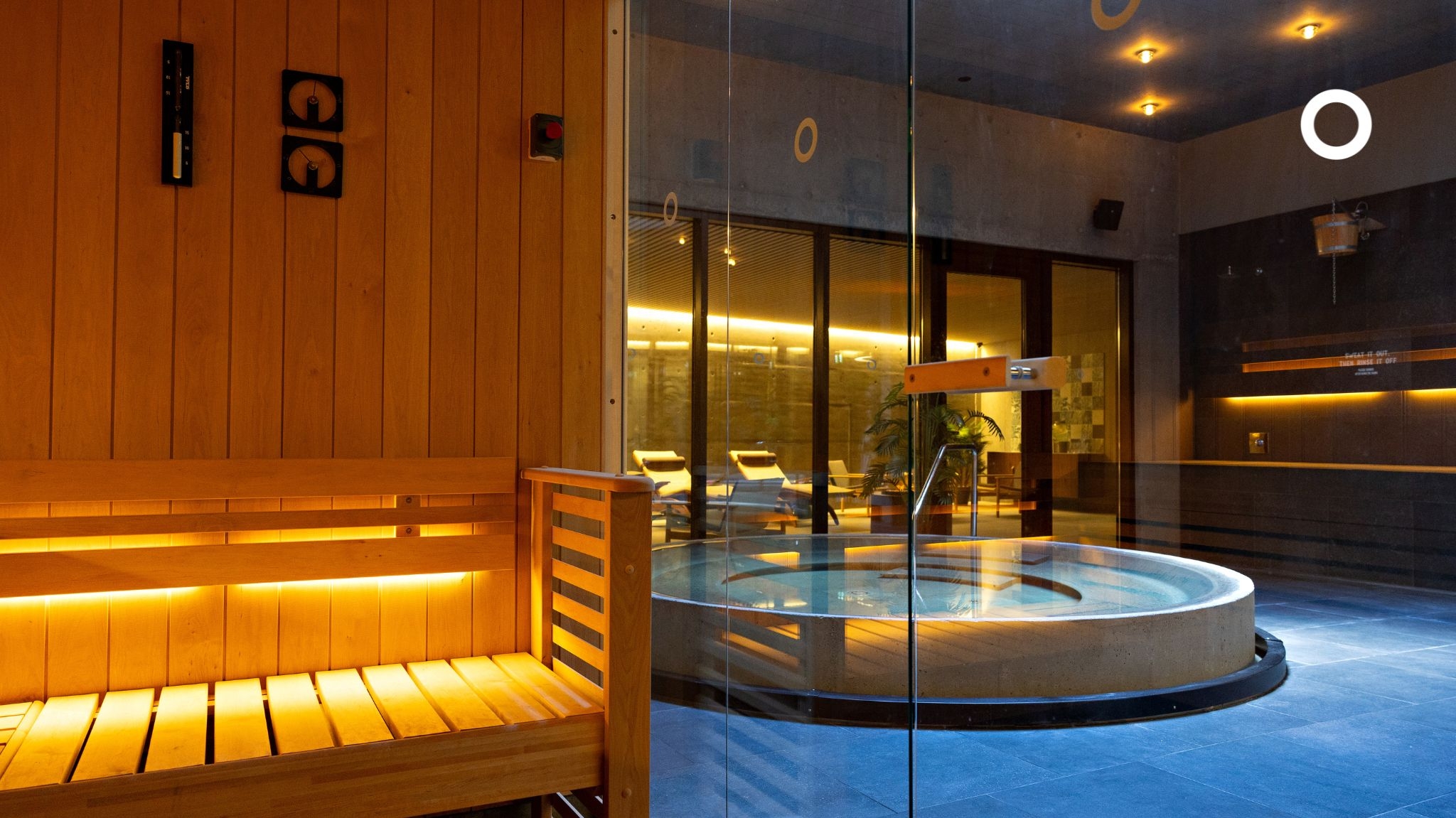 Grandi by Center Hotels, photo 15 of 28