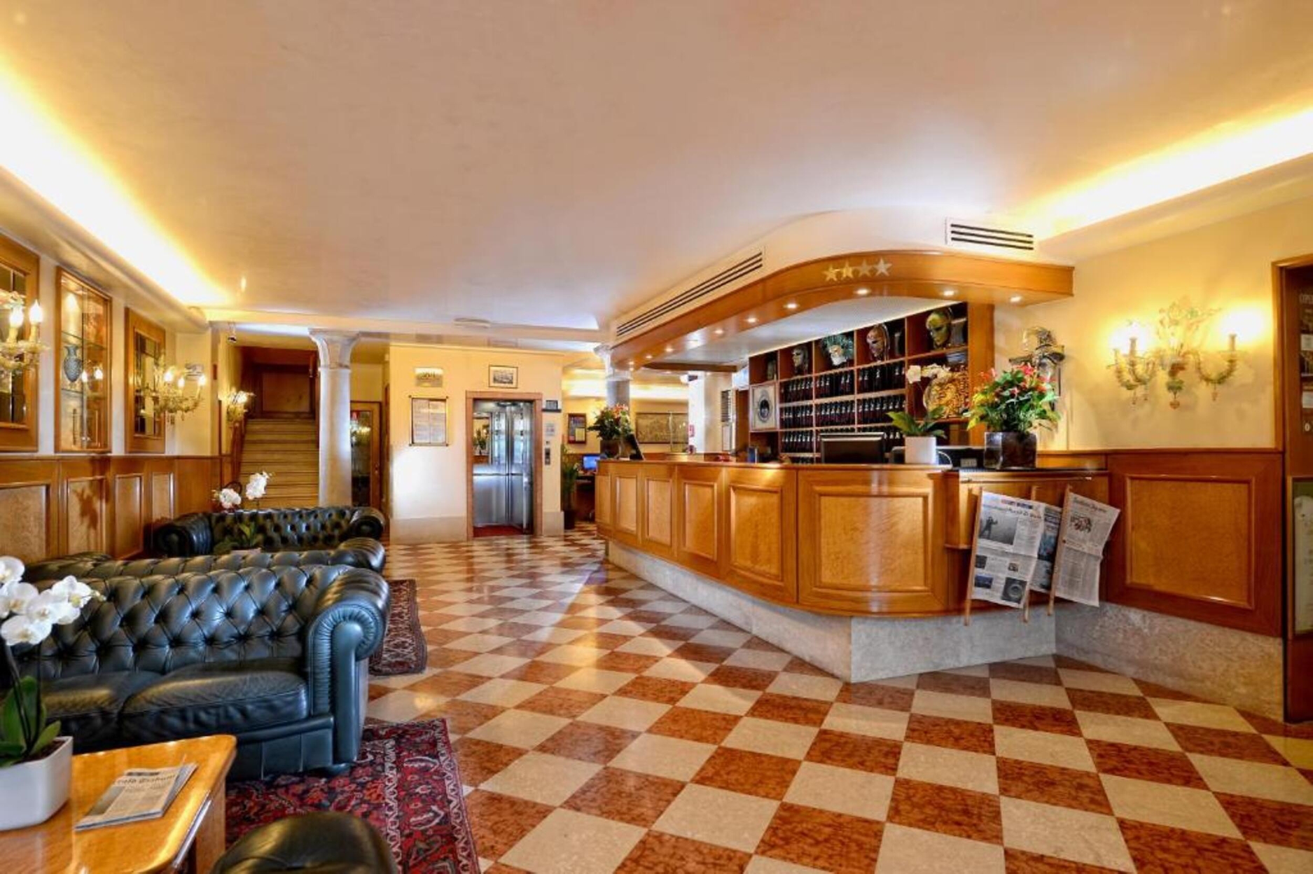 Rialto Hotel, photo 7 of 13