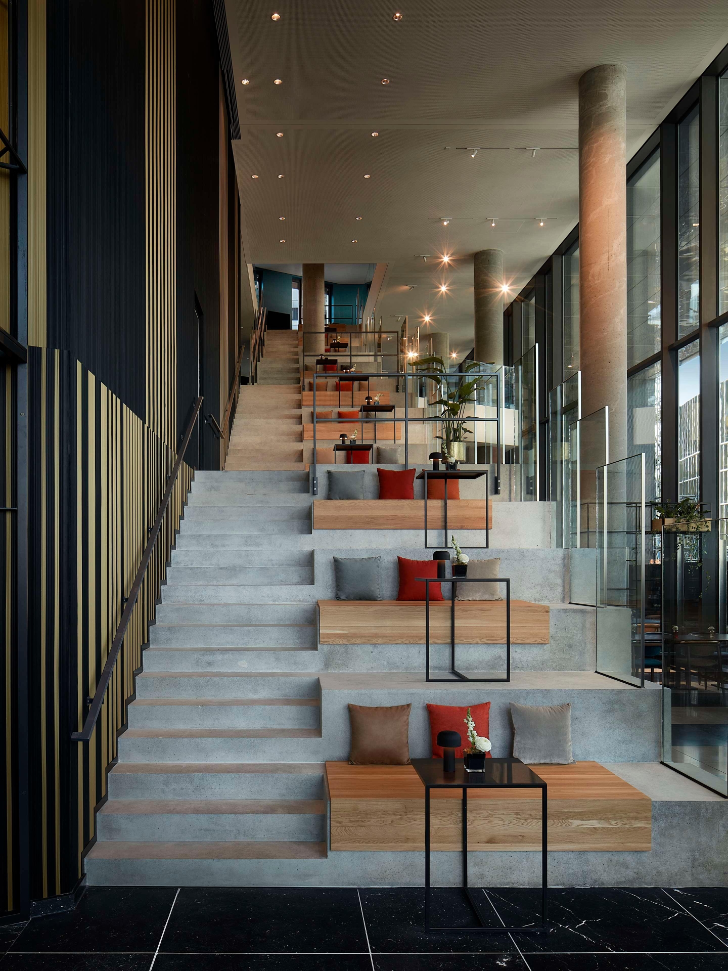 NH Collection Frankfurt Spin Tower, photo 9 of 73