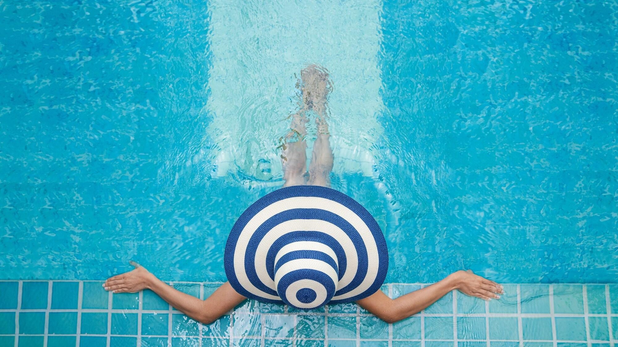 Thera Mare Resort &amp; Spa