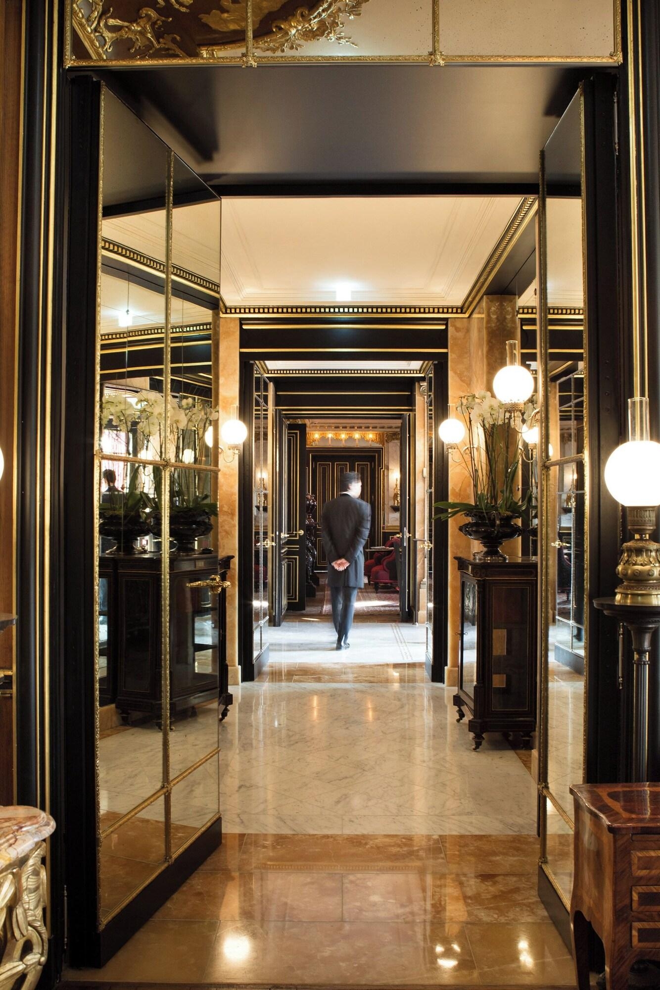 La Reserve Paris Hotel and Spa, photo 11 of 180