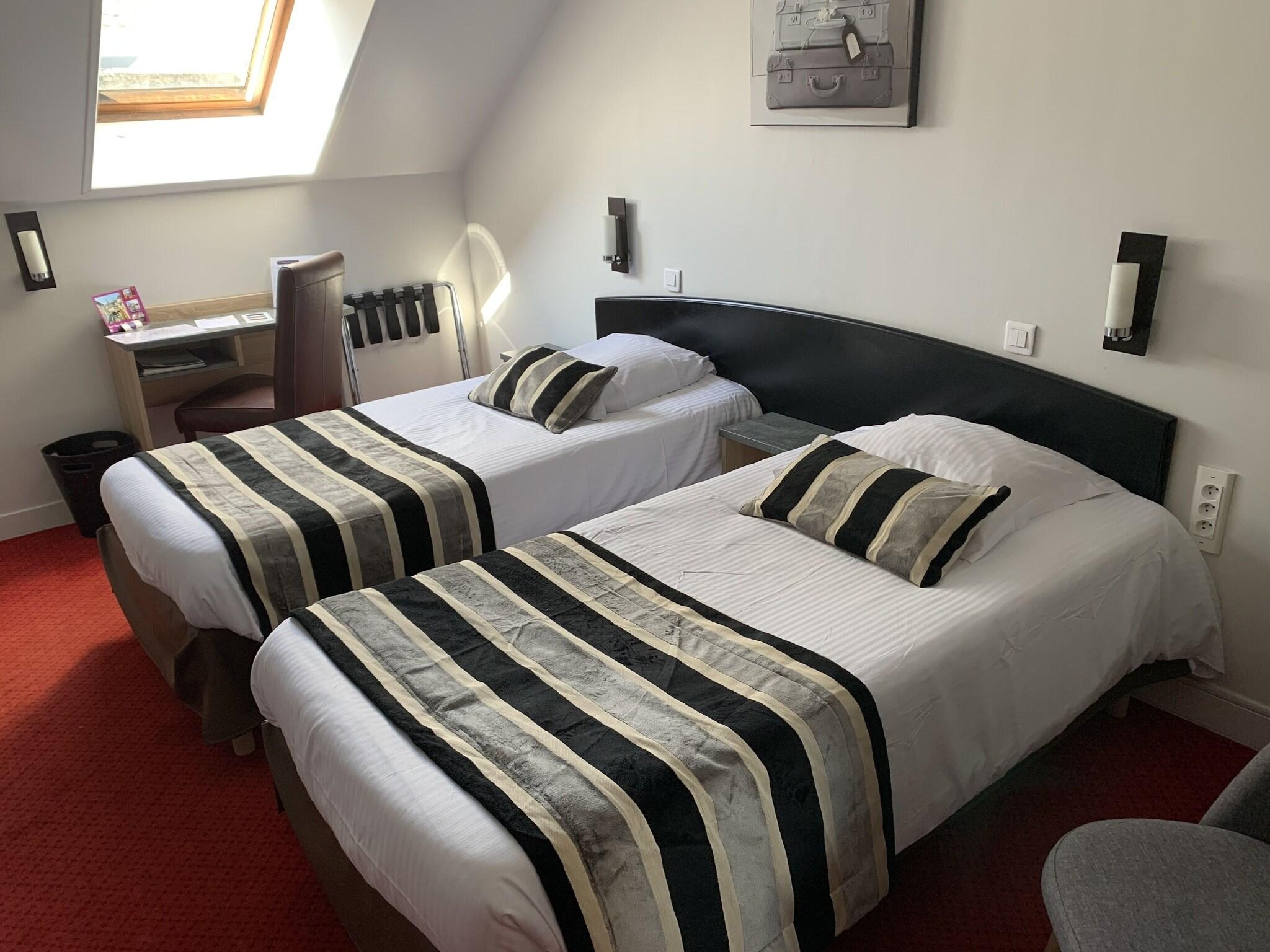 Hotel Le Bayeux, photo 33 of 75