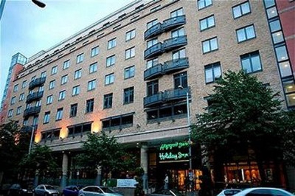 Clayton Hotel Belfast, photo 4 of 12