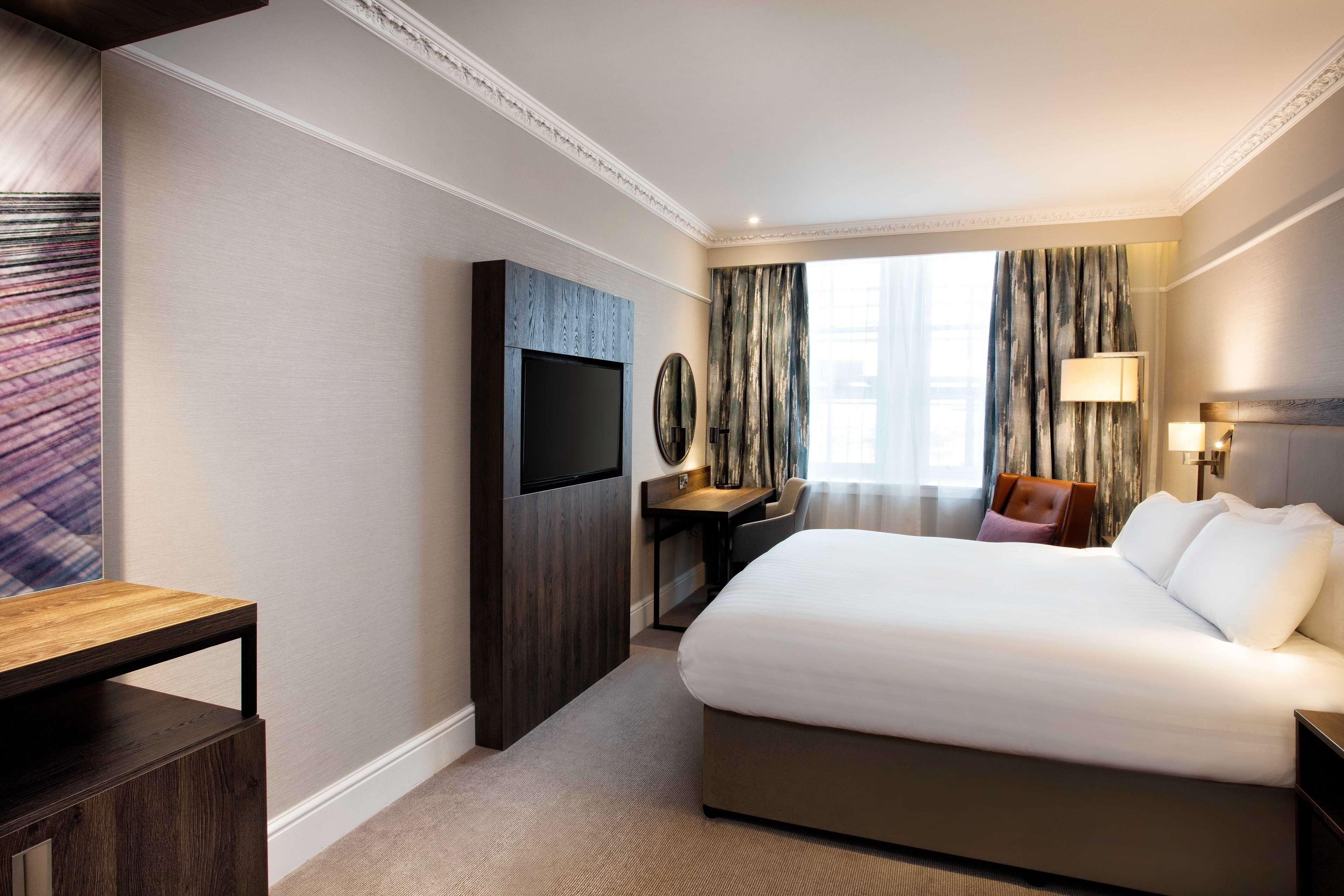 Hilton Edinburgh Carlton, photo 32 of 73