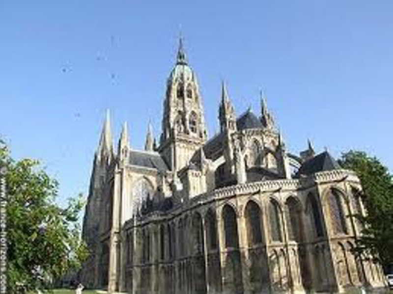 Hotel Le Bayeux, photo 4 of 75