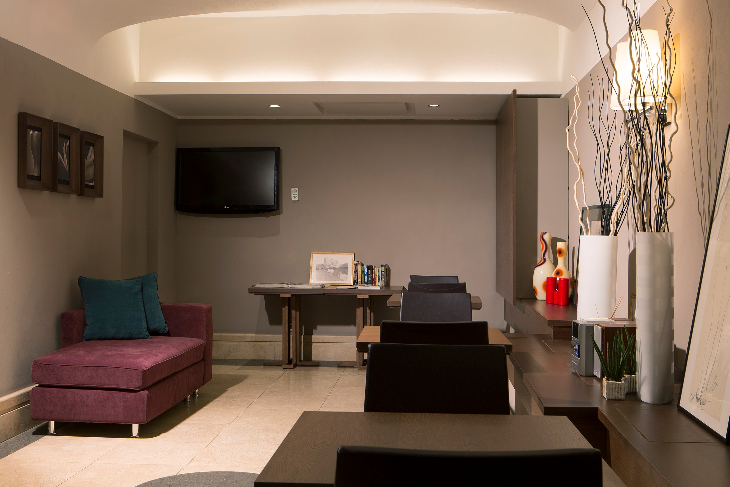 The Independent Hotel, photo 26 of 63