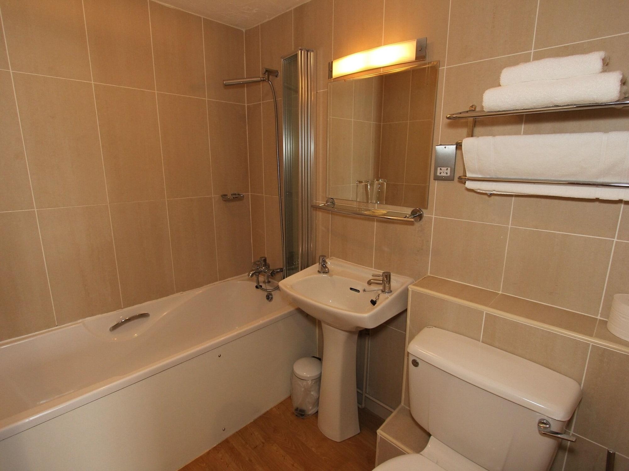 Nanhoron Arms Hotel, photo 65 of 102