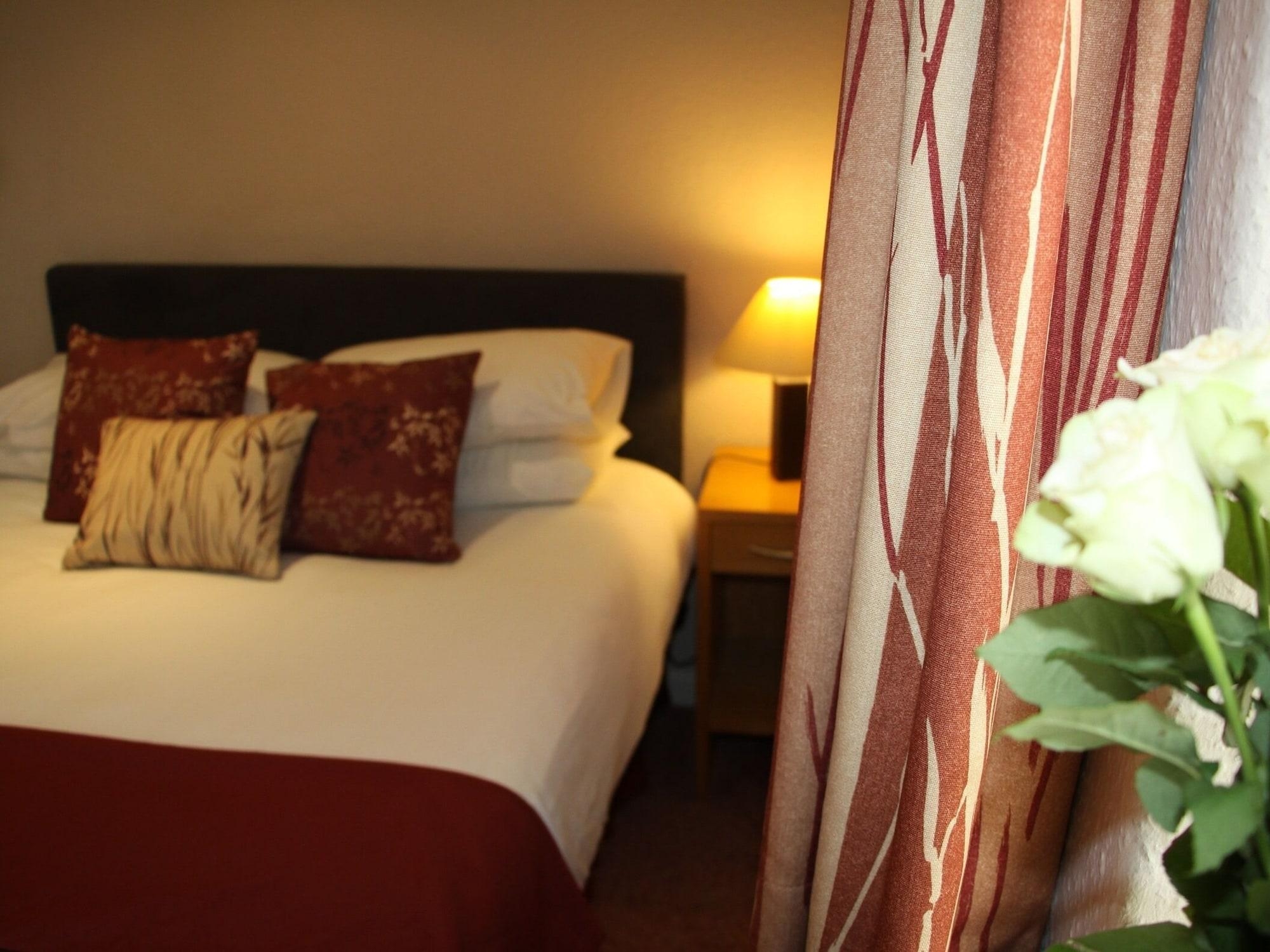 Nanhoron Arms Hotel, photo 28 of 102