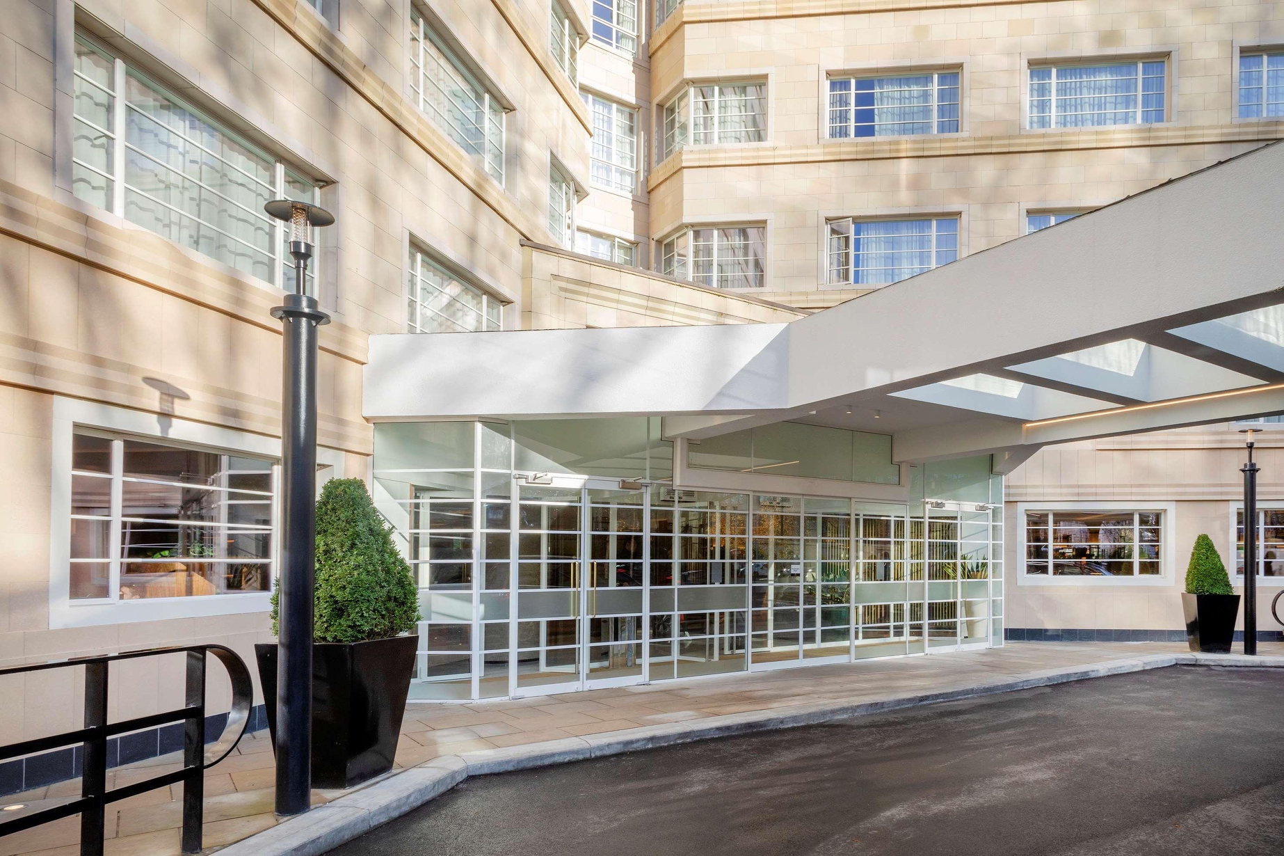 Melia White House, photo 1 of 181