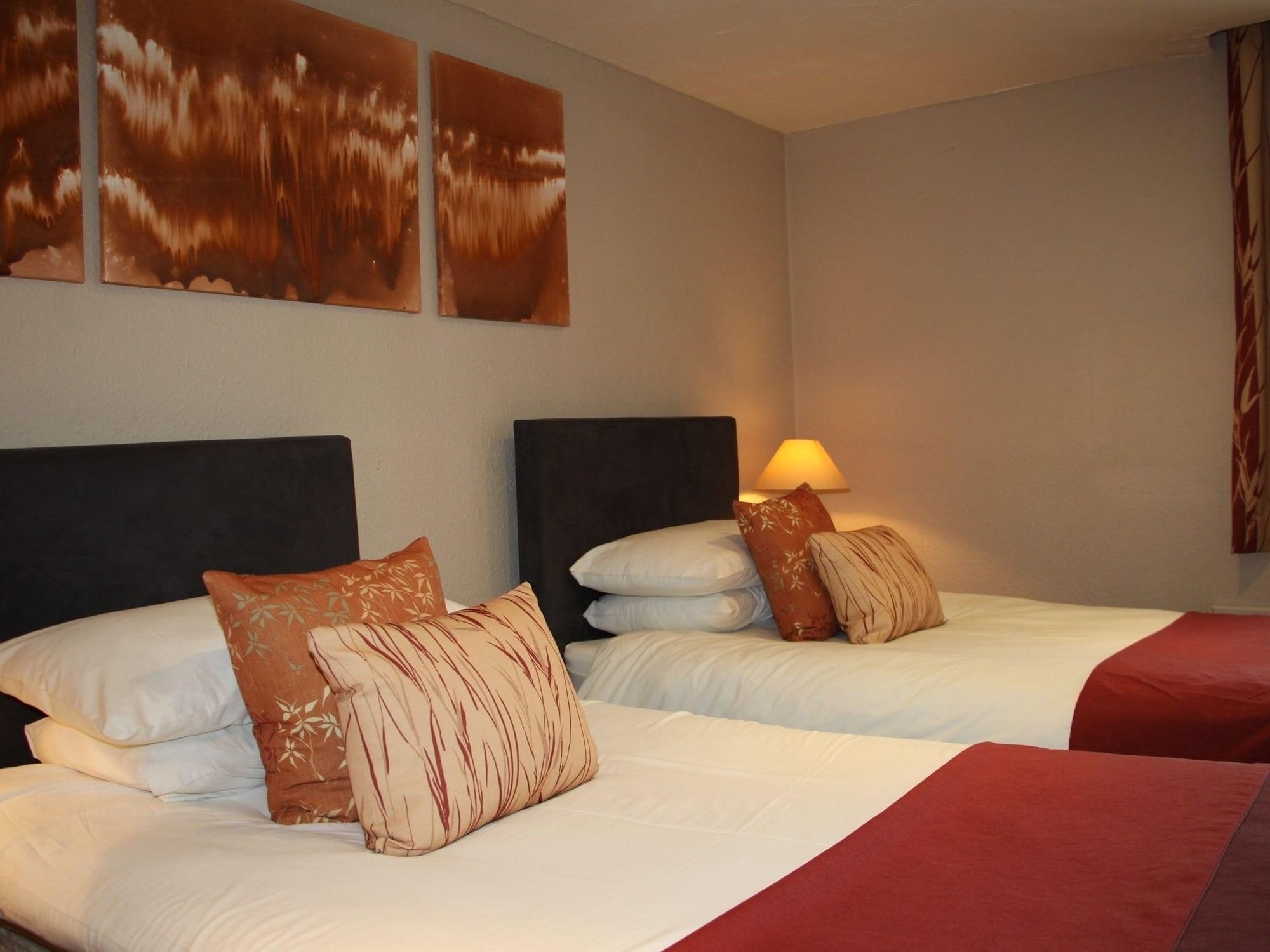 Nanhoron Arms Hotel, photo 24 of 102