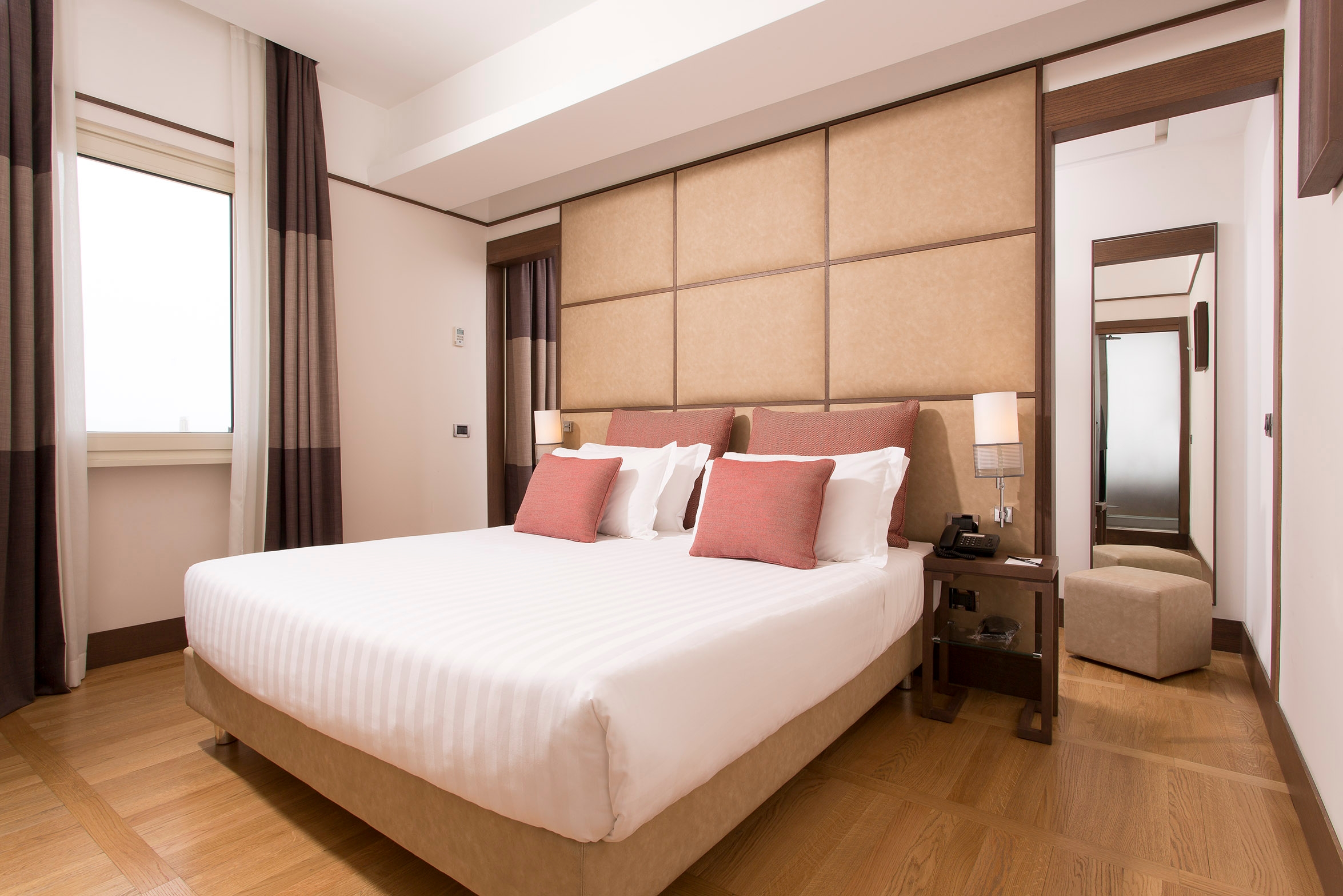 The Independent Hotel, photo 23 of 63