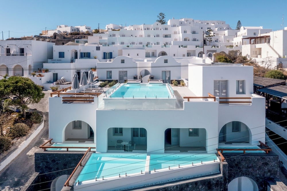 Santorini Palace Hotel, photo 1 of 88
