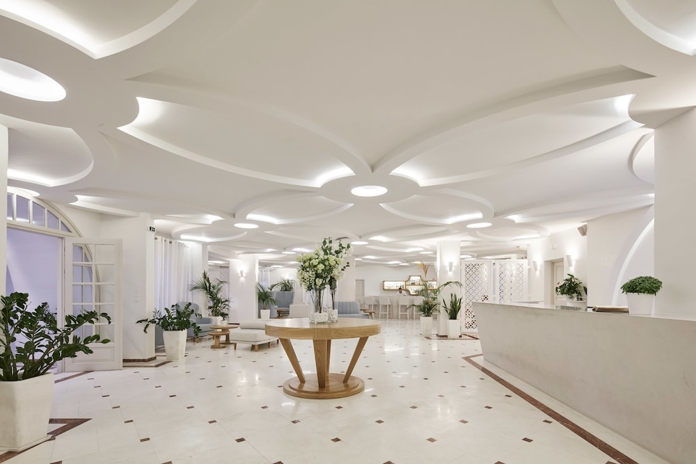 Santorini Palace Hotel, photo 8 of 88