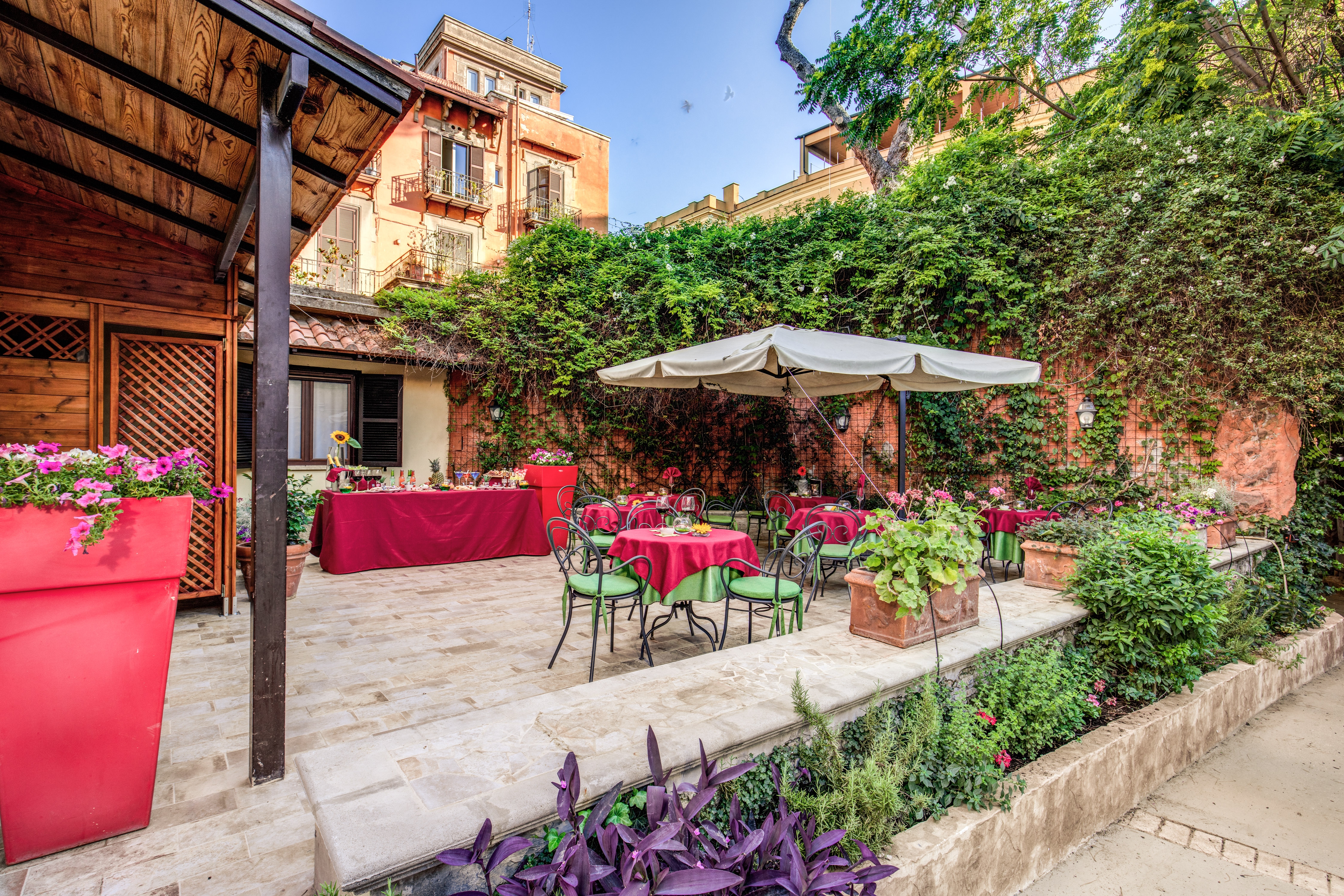 Rome Garden, photo 29 of 34