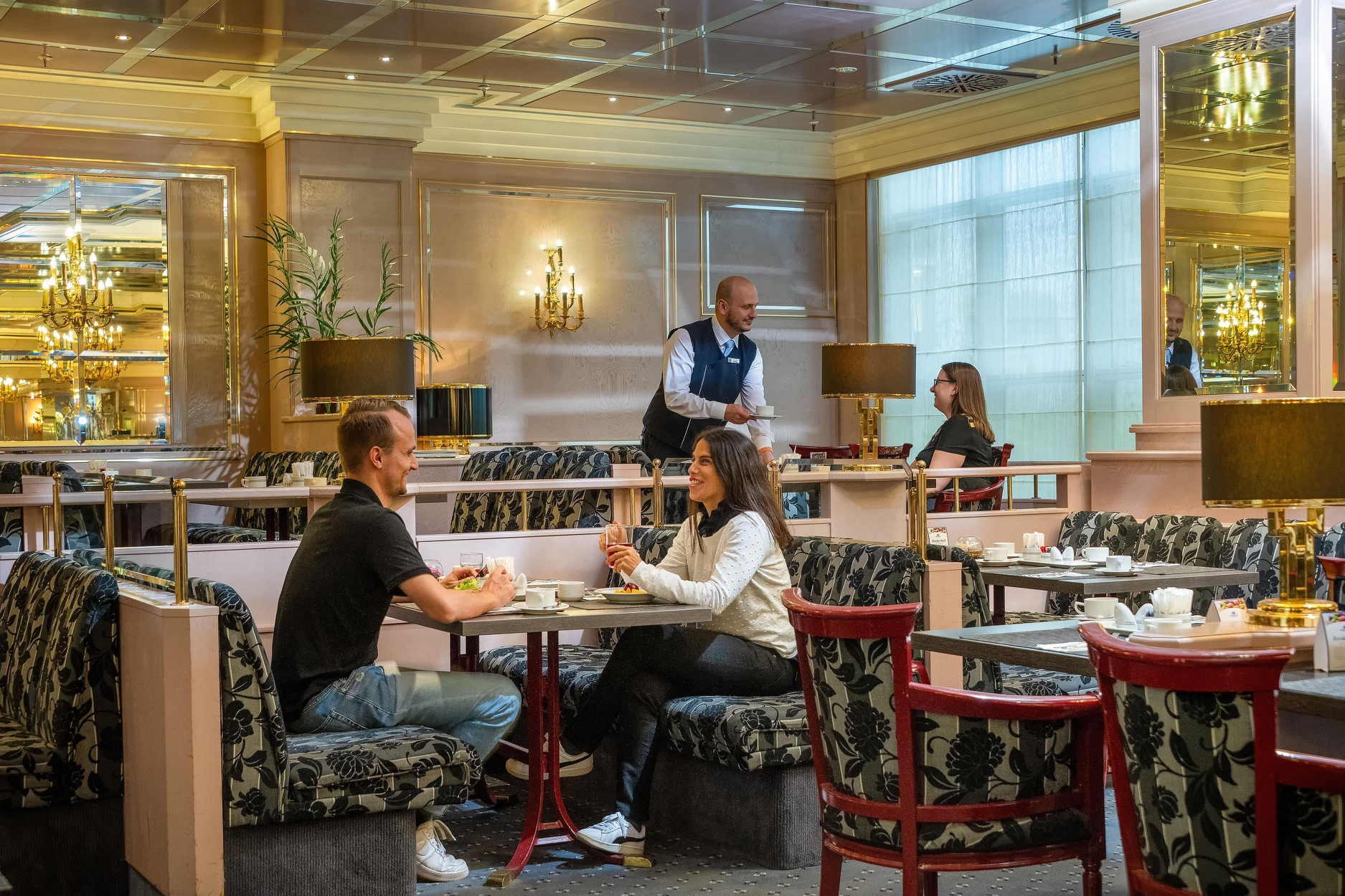 Maritim Hotel München, photo 32 of 44