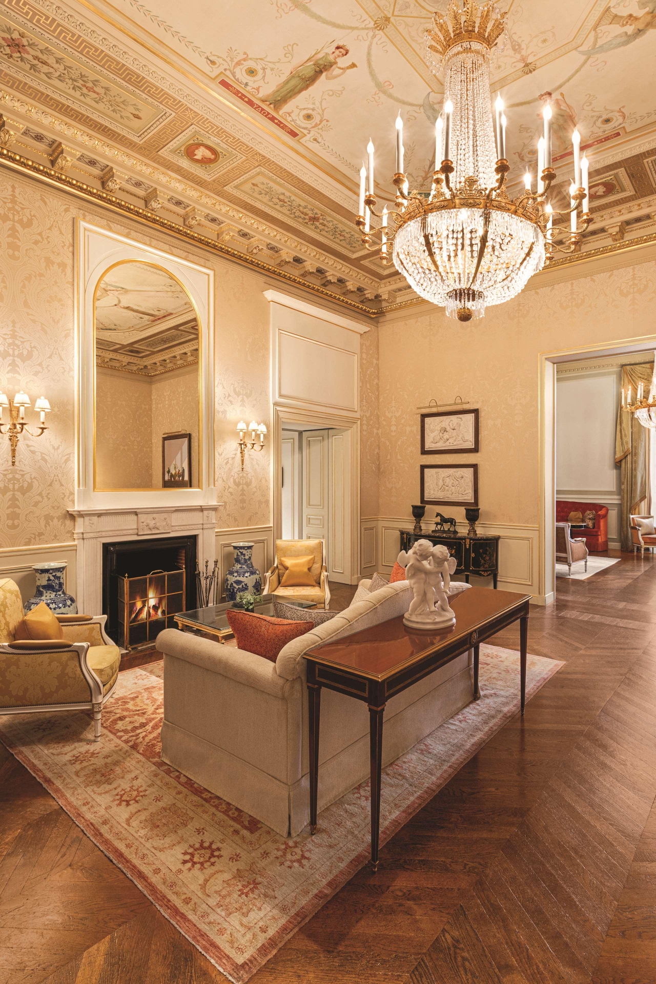 Shangri-La Hotel Paris, photo 151 of 192