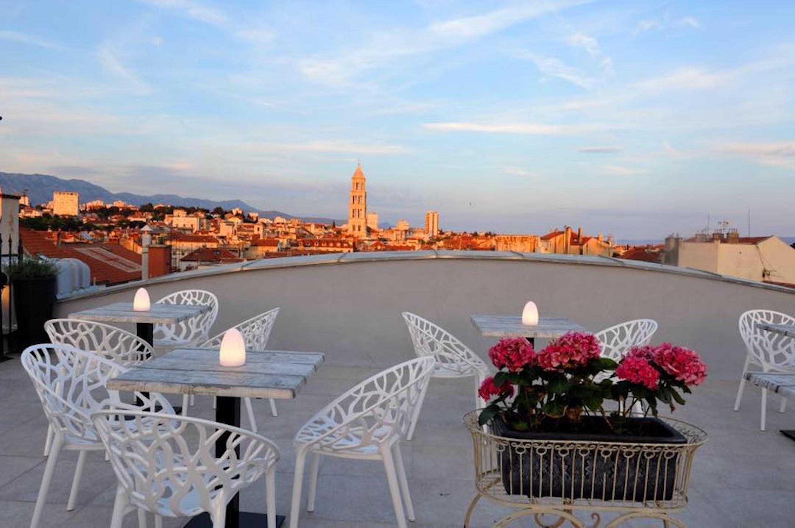 Plaza Marchi Old Town - Quaint &amp; Elegant Hotels