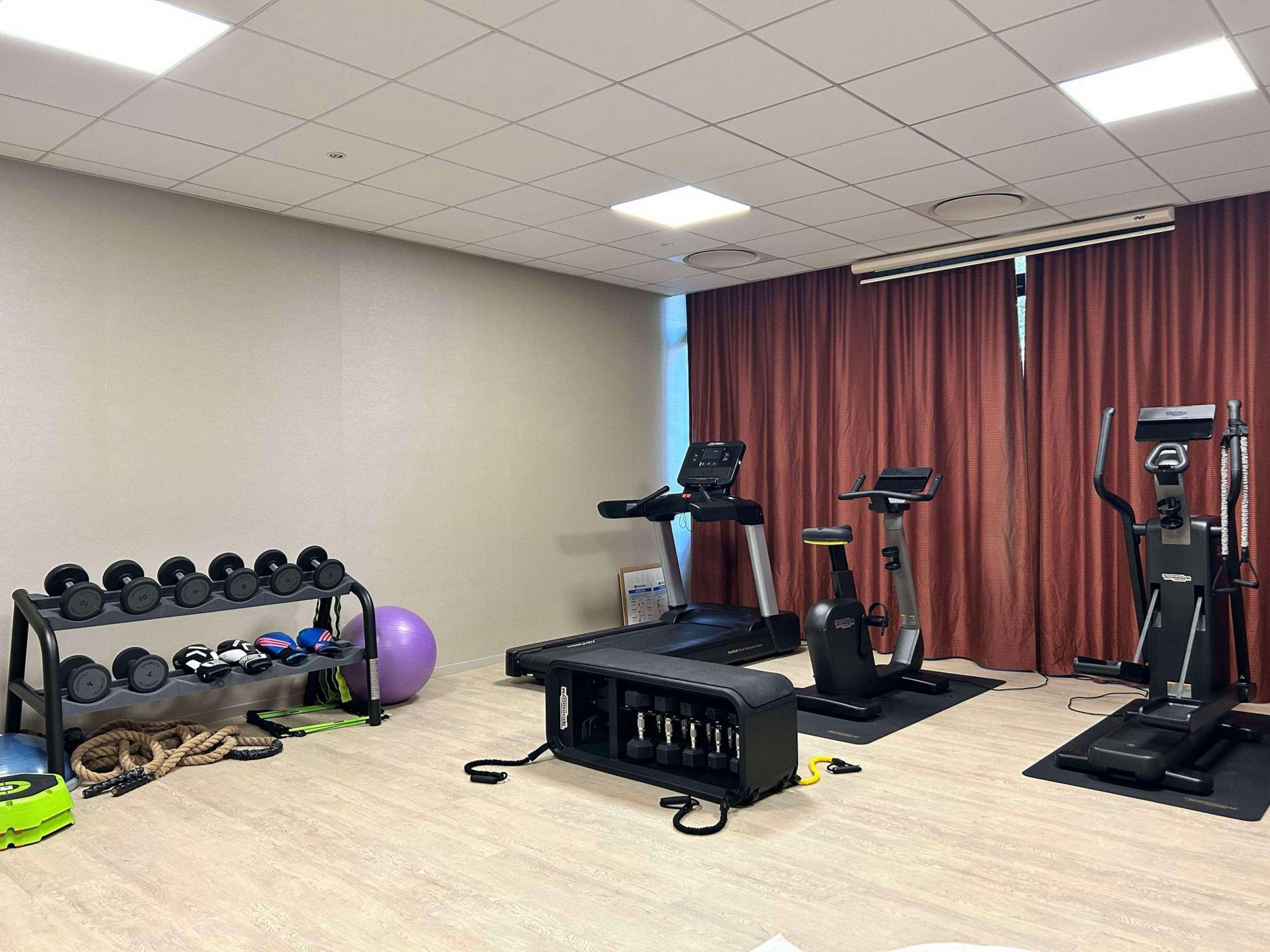 Novotel Bayeux, photo 189 of 192