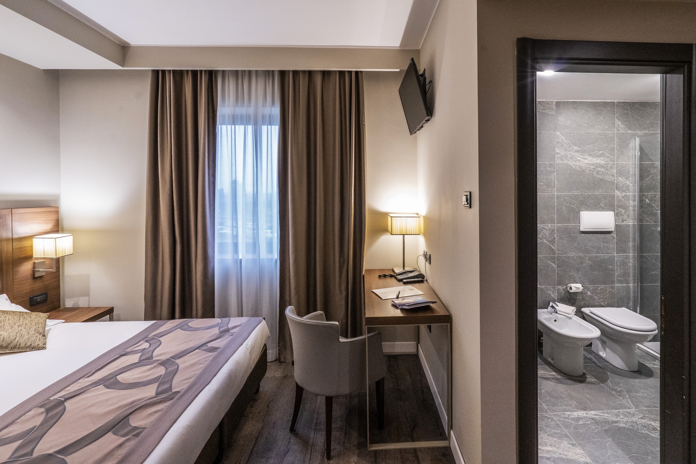 Smart Hotel Holiday, photo 9 of 34