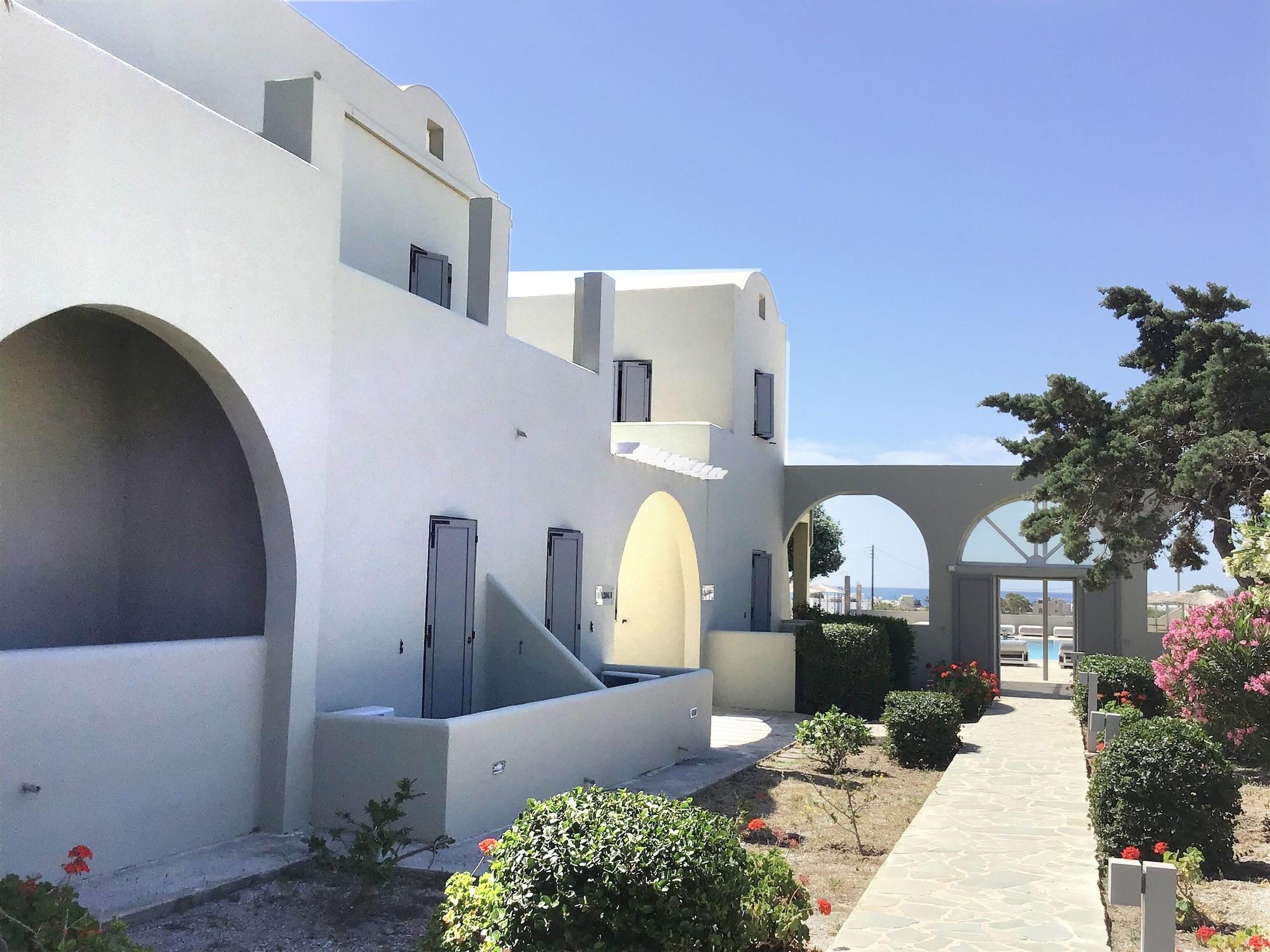 Thera Mare Resort &amp; Spa, photo 1 of 45