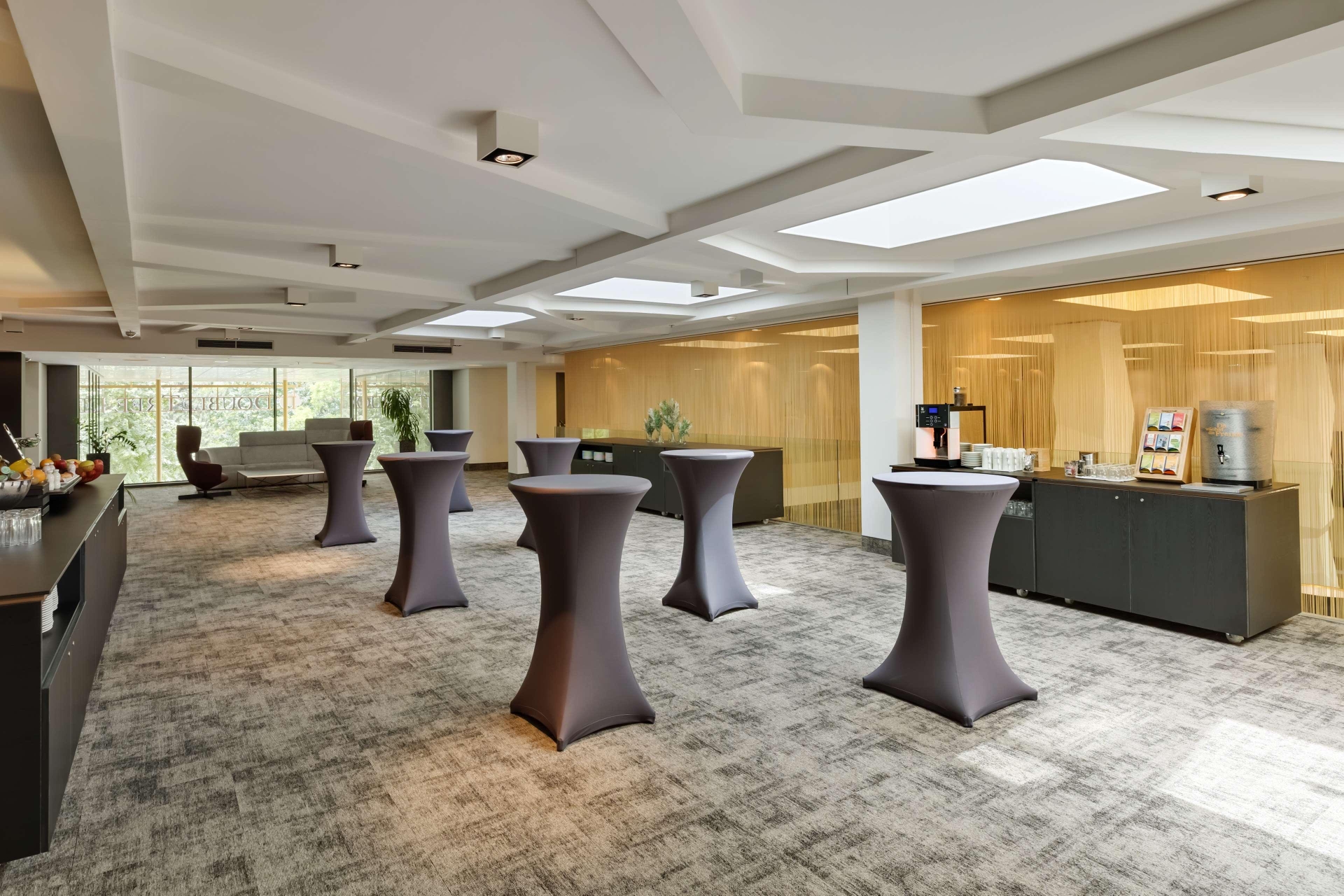 DoubleTree by Hilton Vienna Schonbrunn, photo 56 of 67