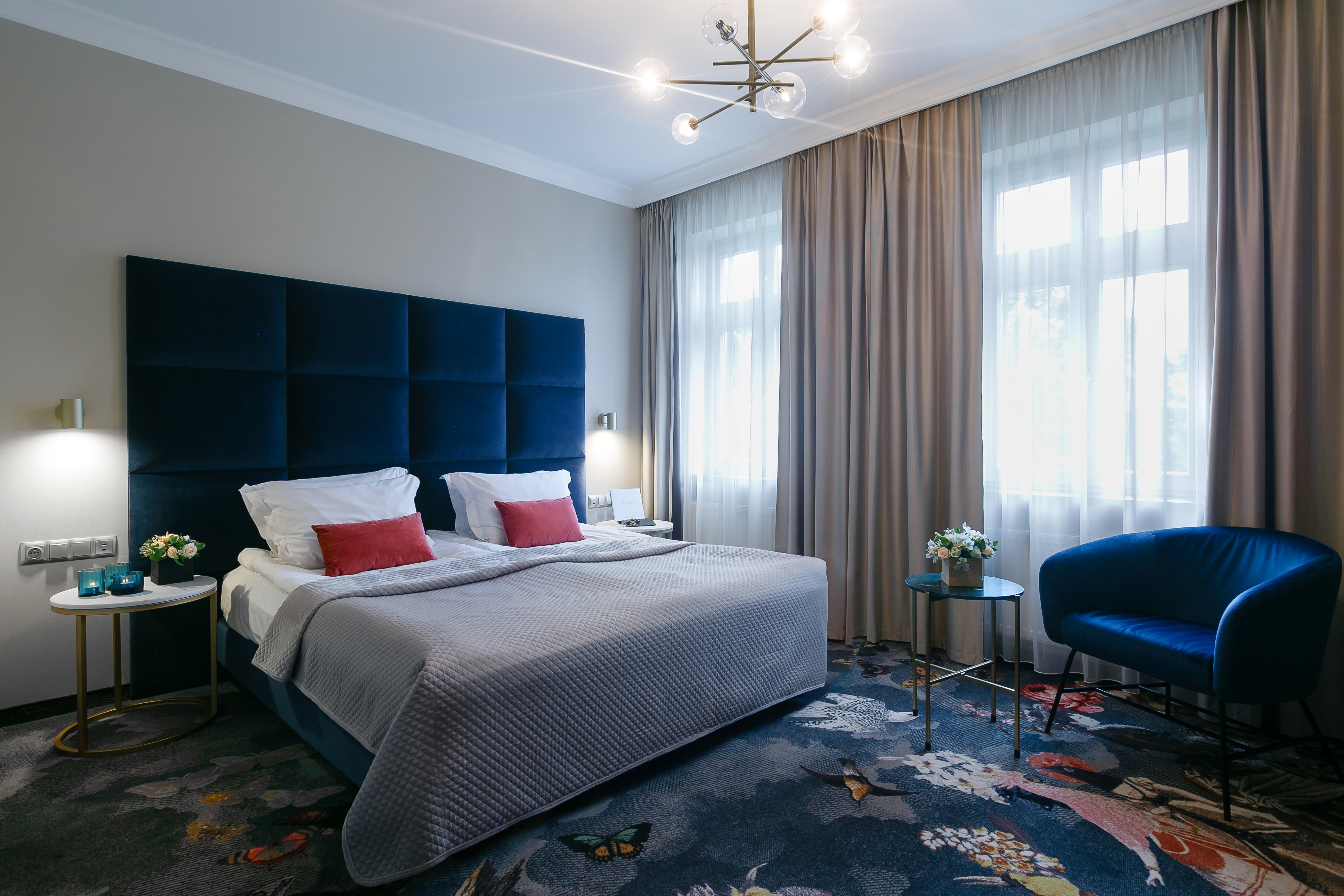 Queen Boutique Hotel, photo 33 of 65