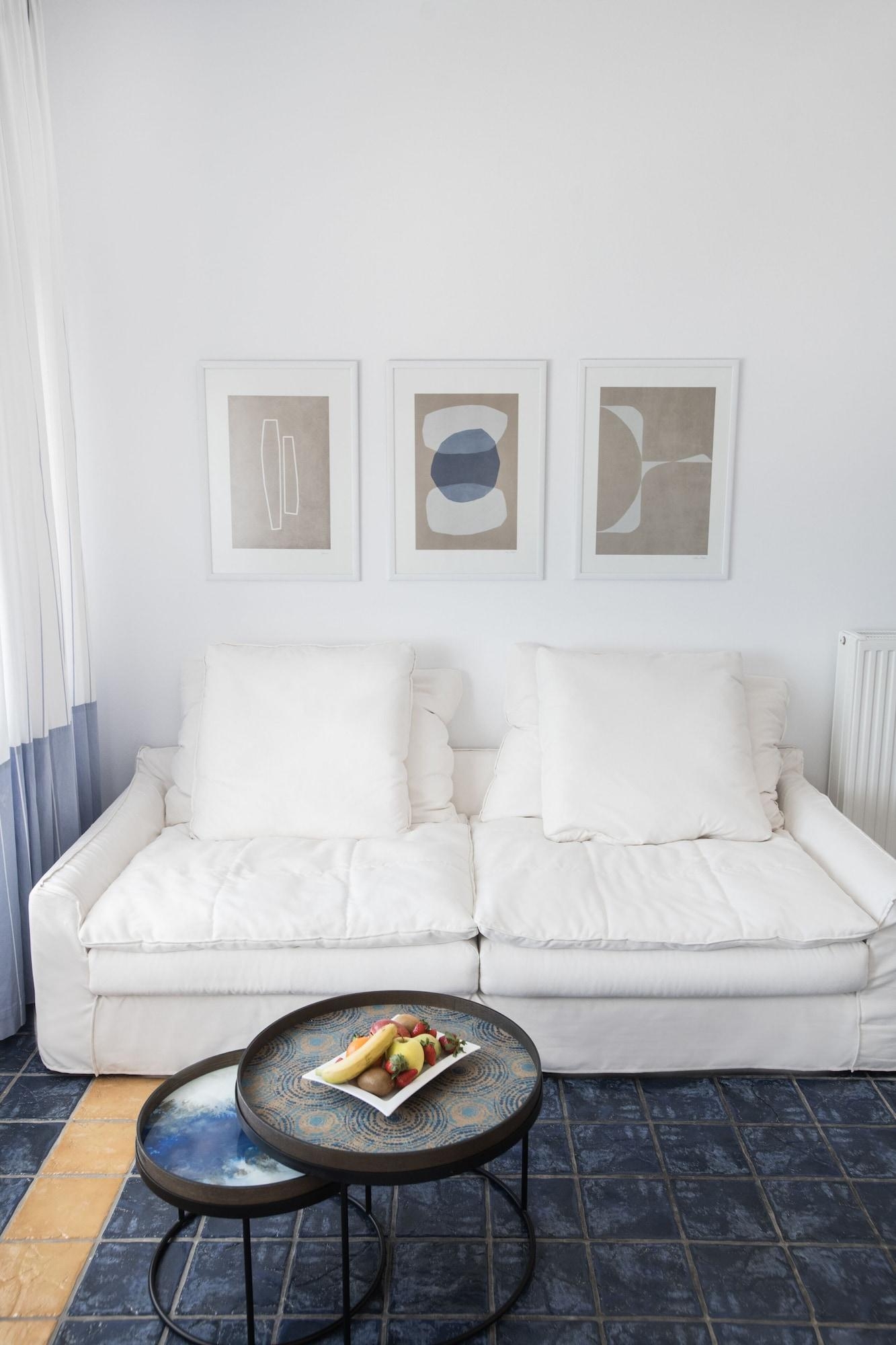 Lilium Hotel, photo 19 of 95