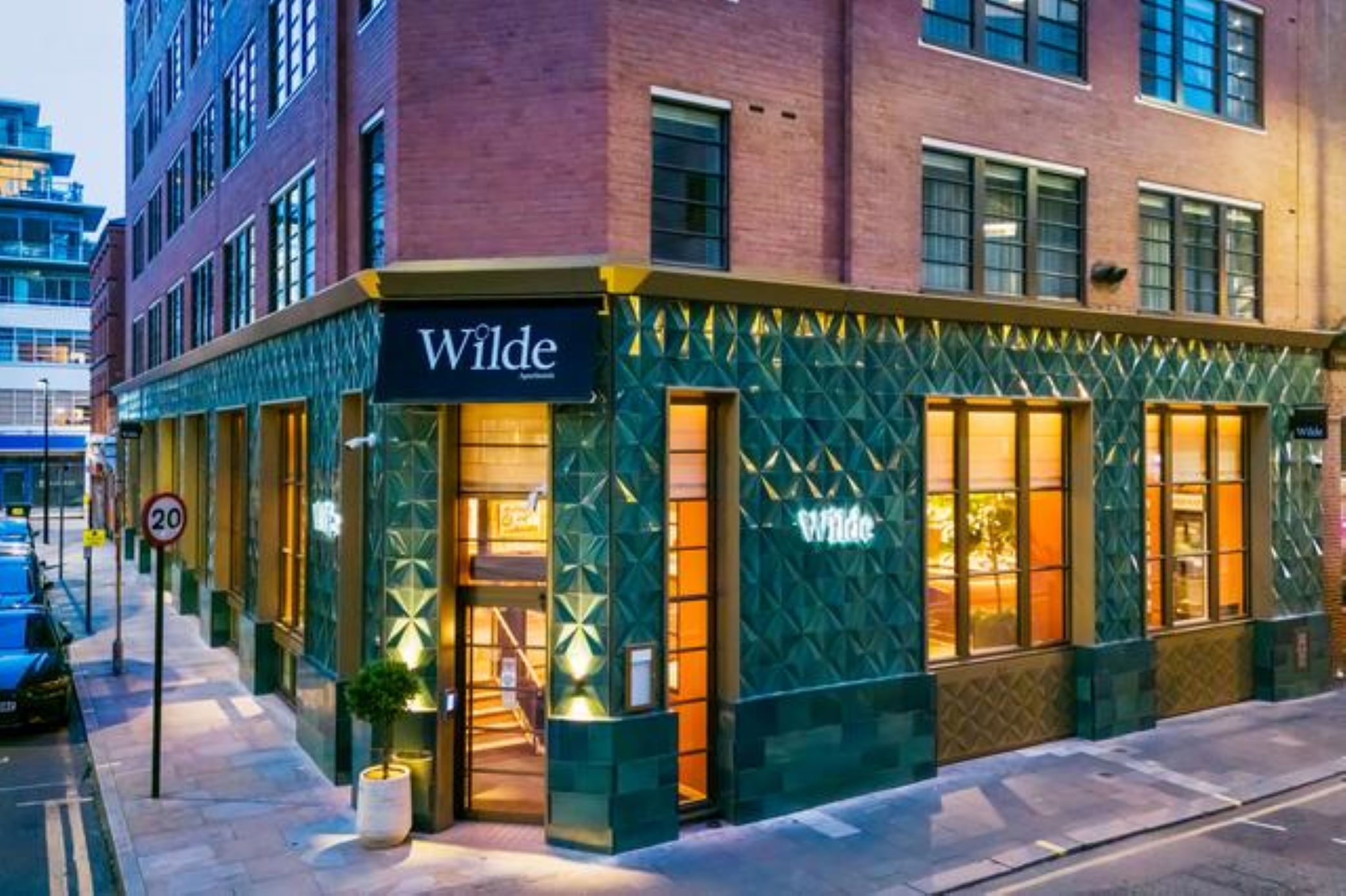 Wilde Aparthotels London Liverpool Street, photo 1 of 31