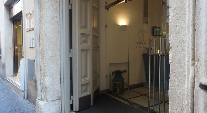 Trevi Palace Luxury Inn, photo 3 of 57