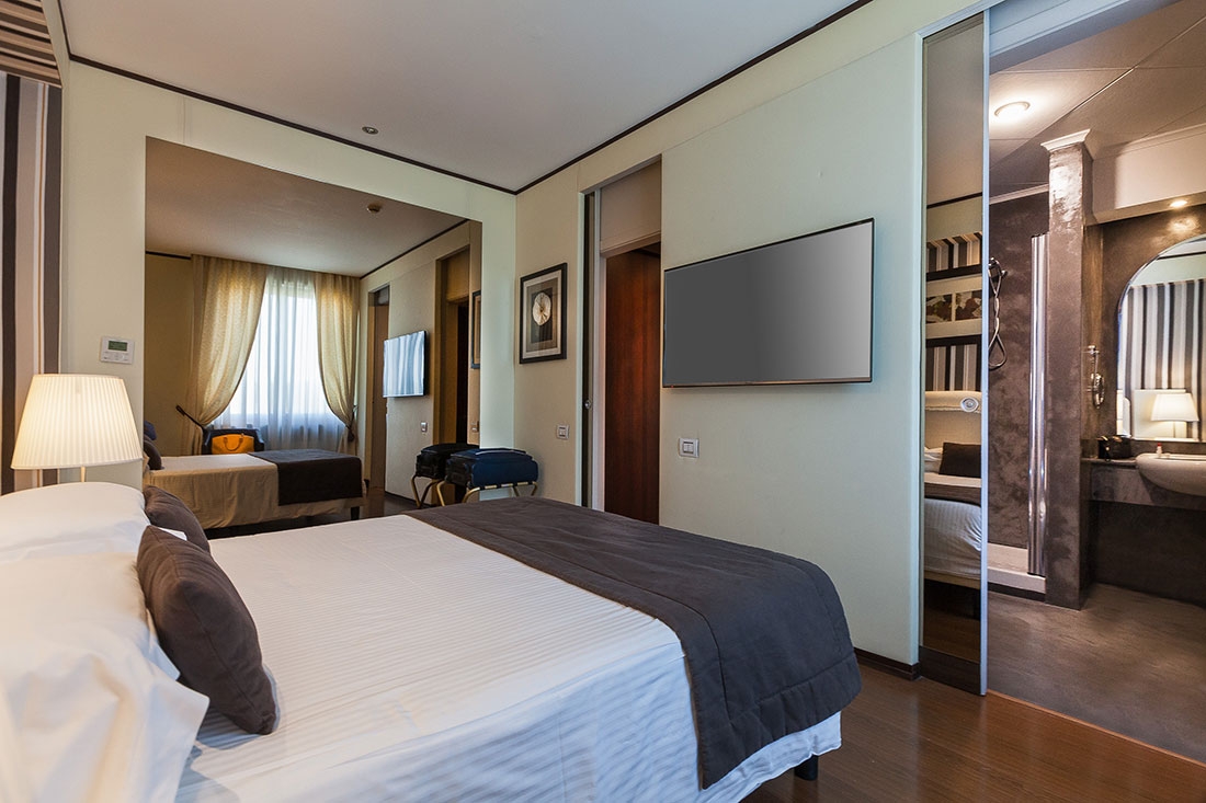 Th Roma - Carpegna Palace, photo 9 of 27