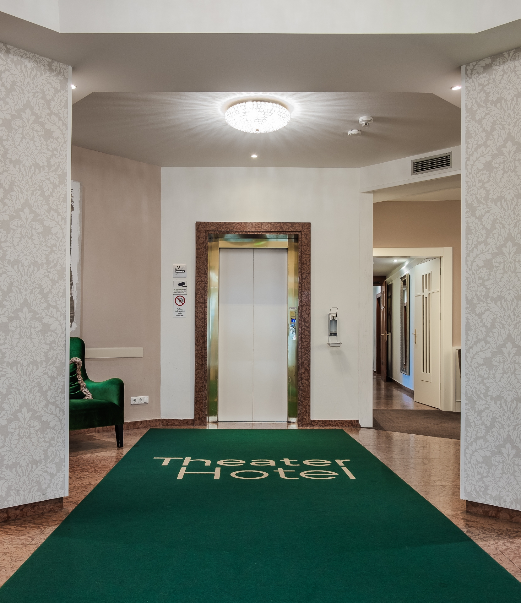 Theater Hotel Salzburg, photo 4 of 24