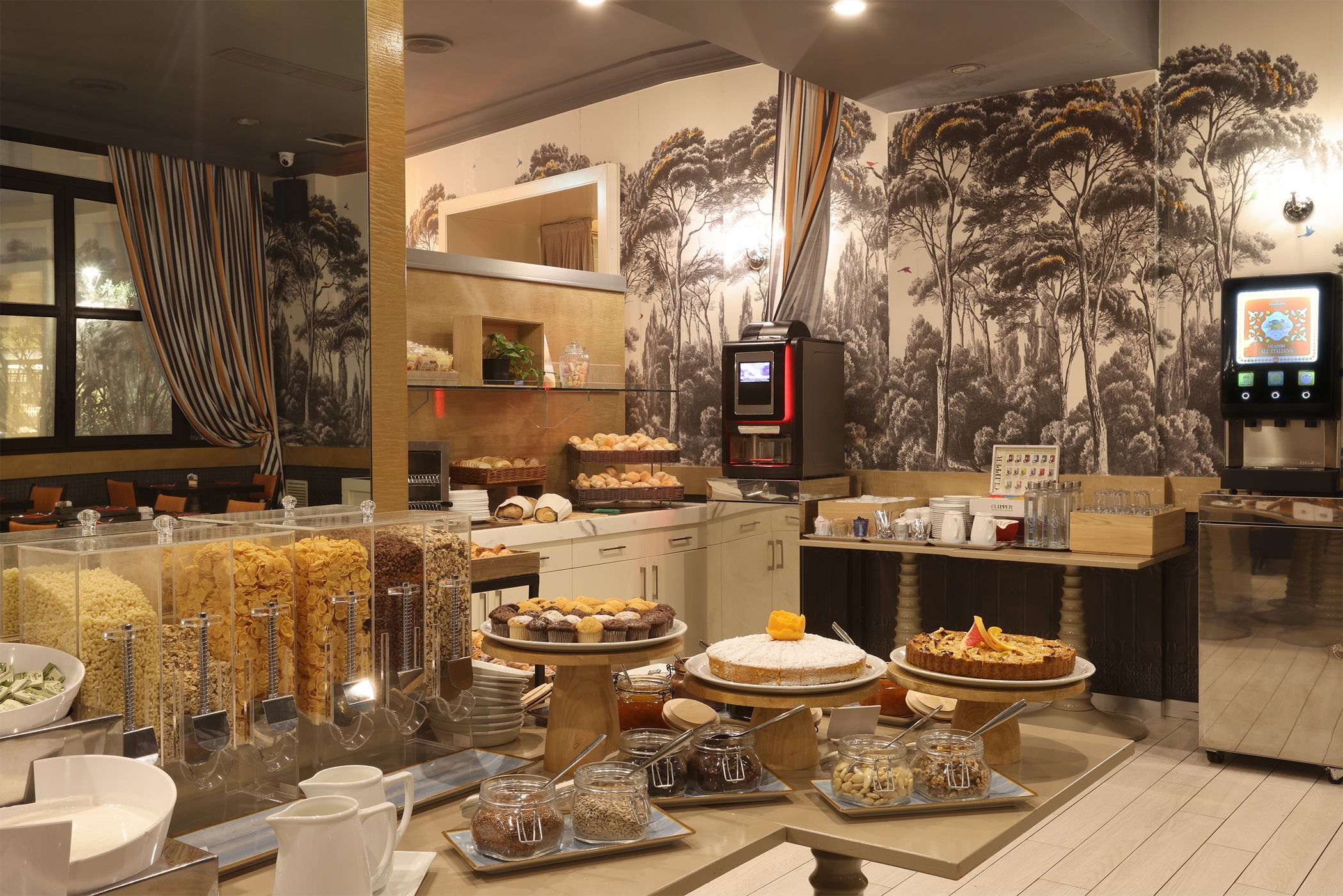 Leonardo Hotel Milan City Center, photo 10 of 22