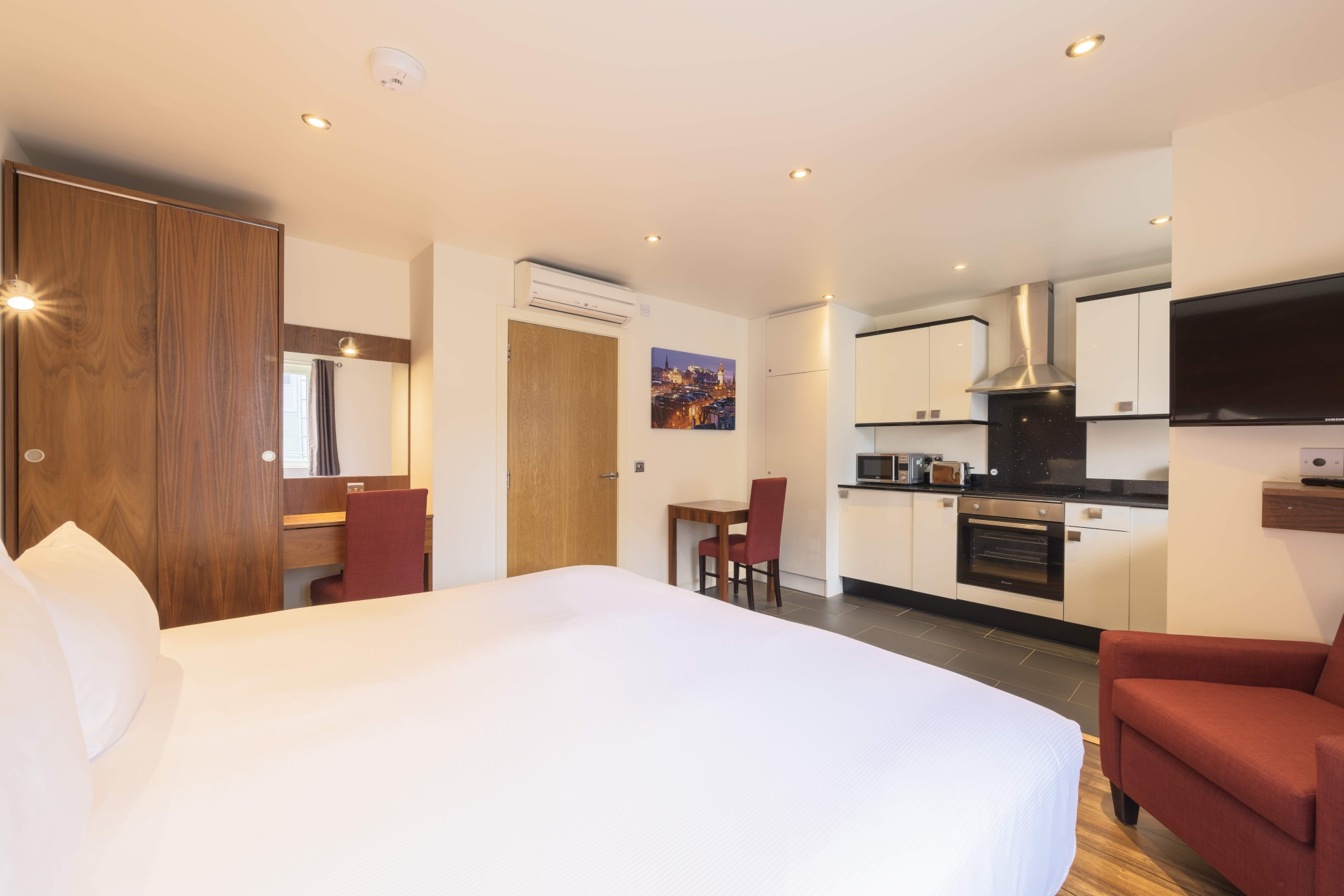 Holyrood Aparthotel, photo 29 of 64