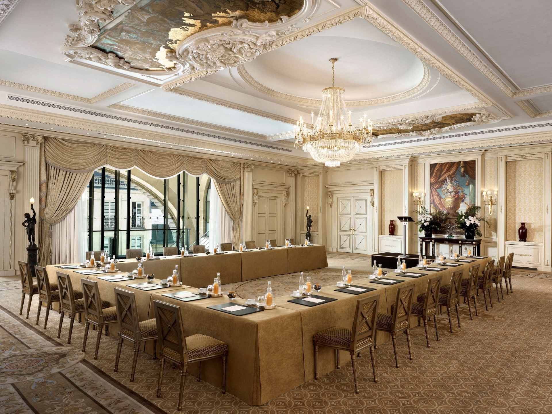 Shangri-La Hotel Paris, photo 167 of 192