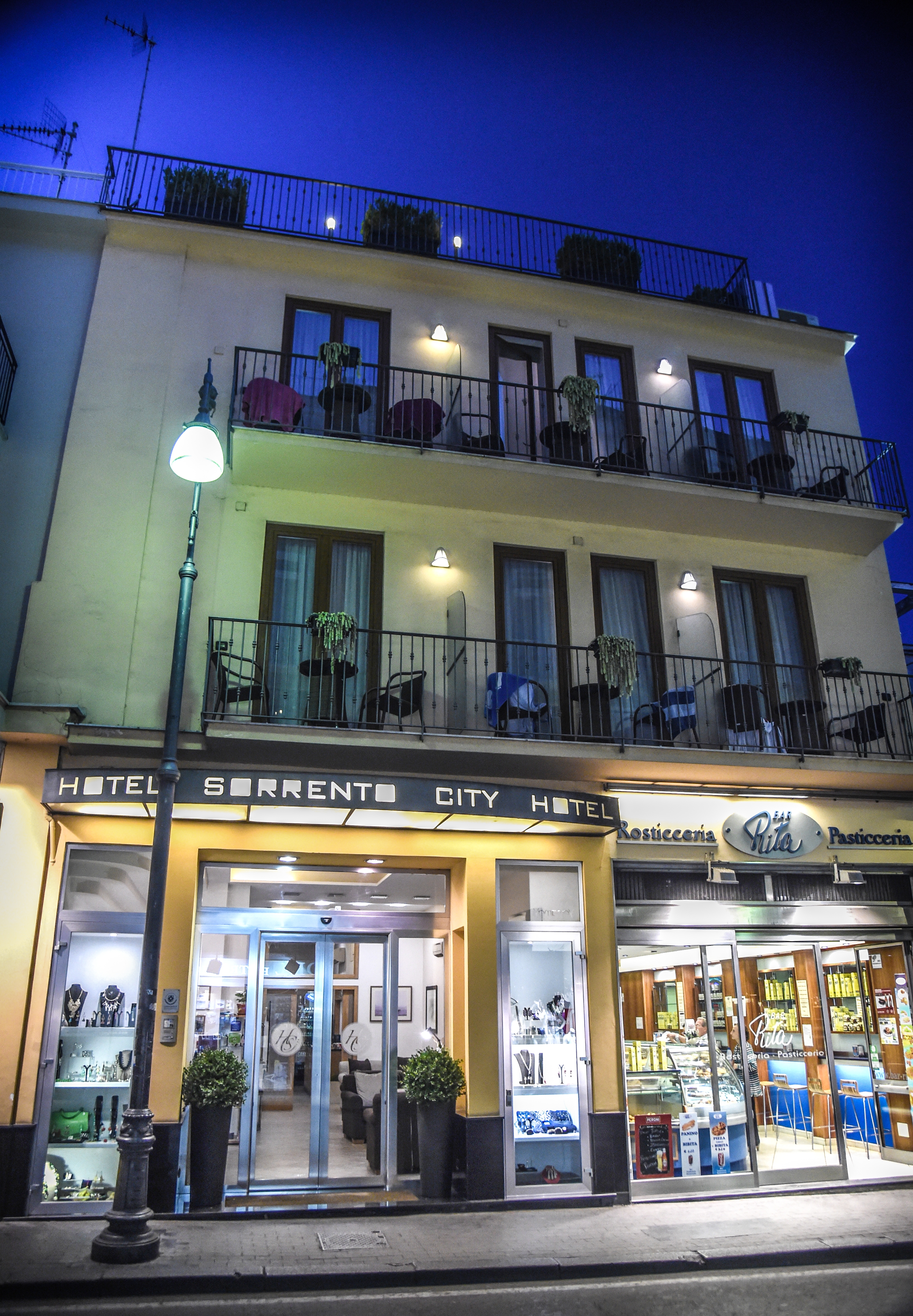 Sorrento City, photo 4 of 44