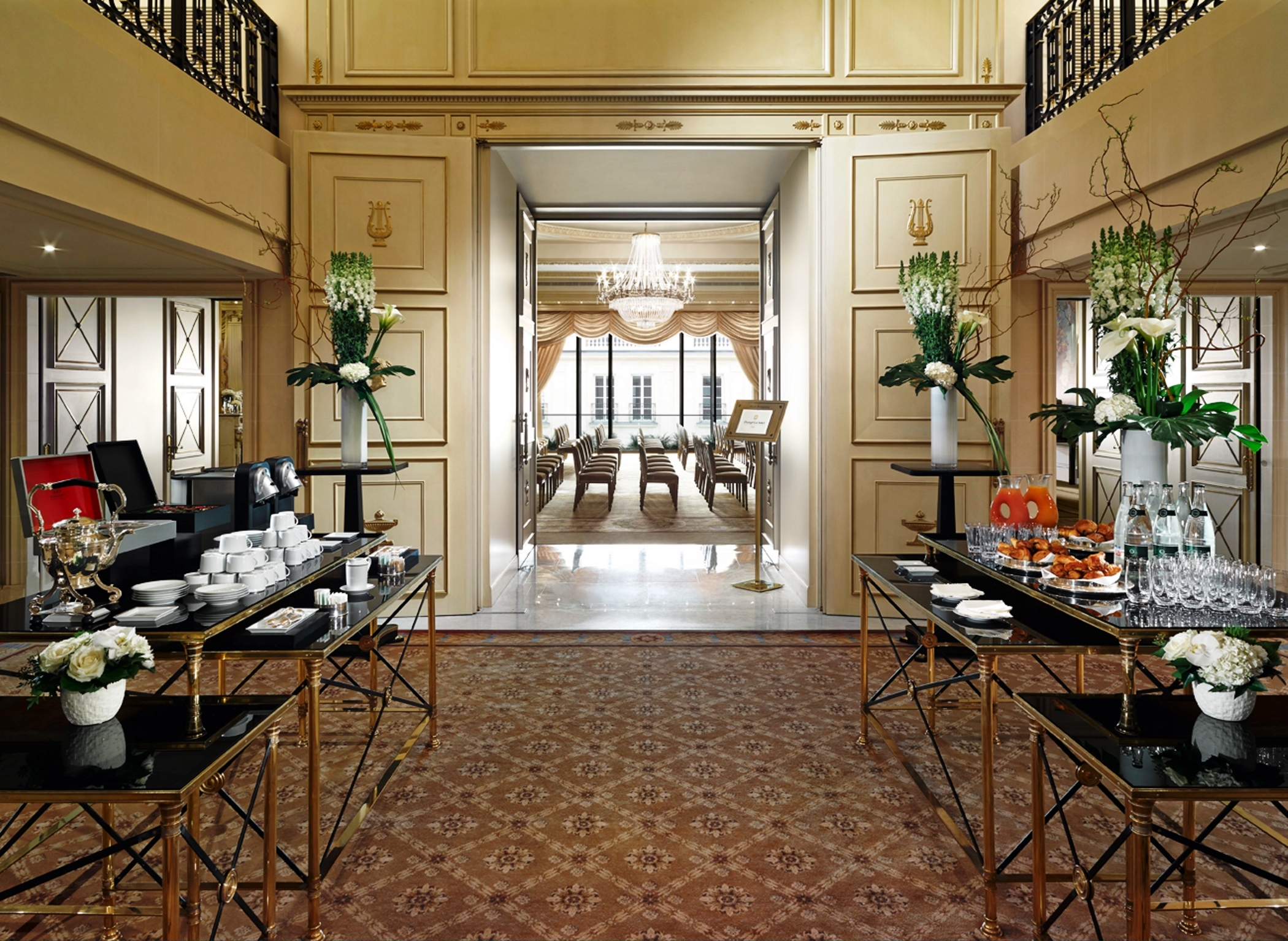 Shangri-La Hotel Paris, photo 157 of 192