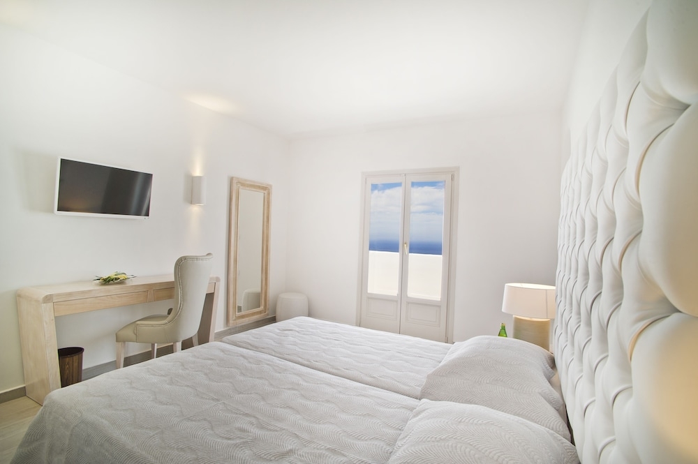 Santorini Palace Hotel, photo 42 of 88