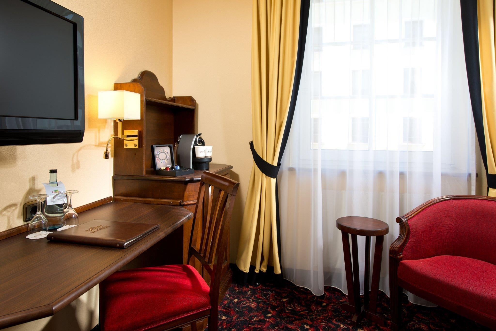 King'S Hotel First Class, photo 8 of 24
