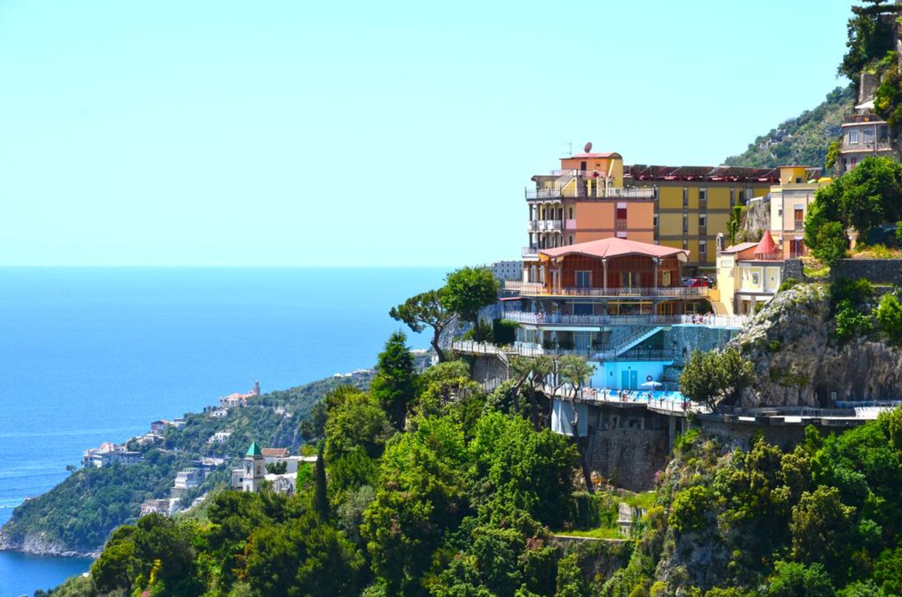 Grand Hotel Excelsior, photo 1 of 15