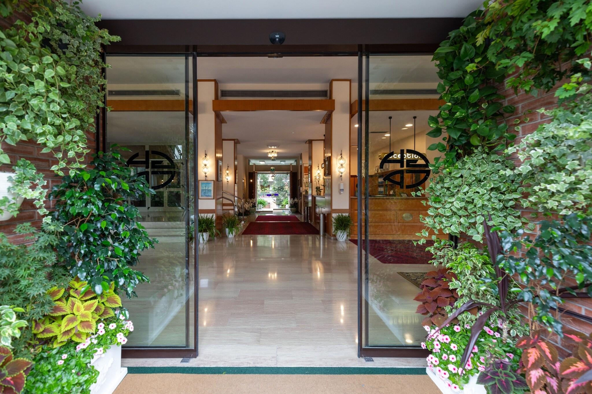 Grand Hotel Cesare Augusto, photo 2 of 25