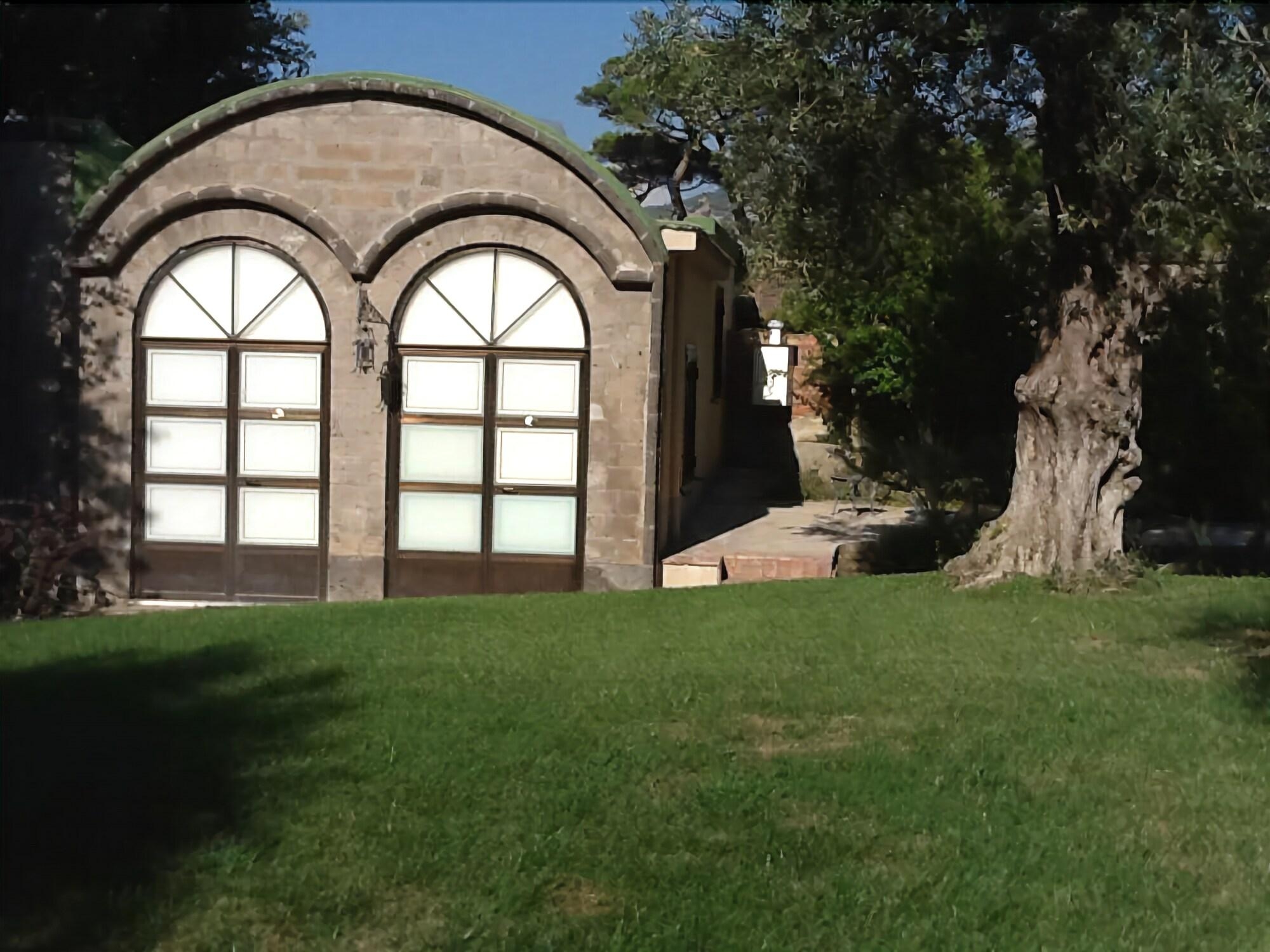 Villa Crawford, photo 6 of 94
