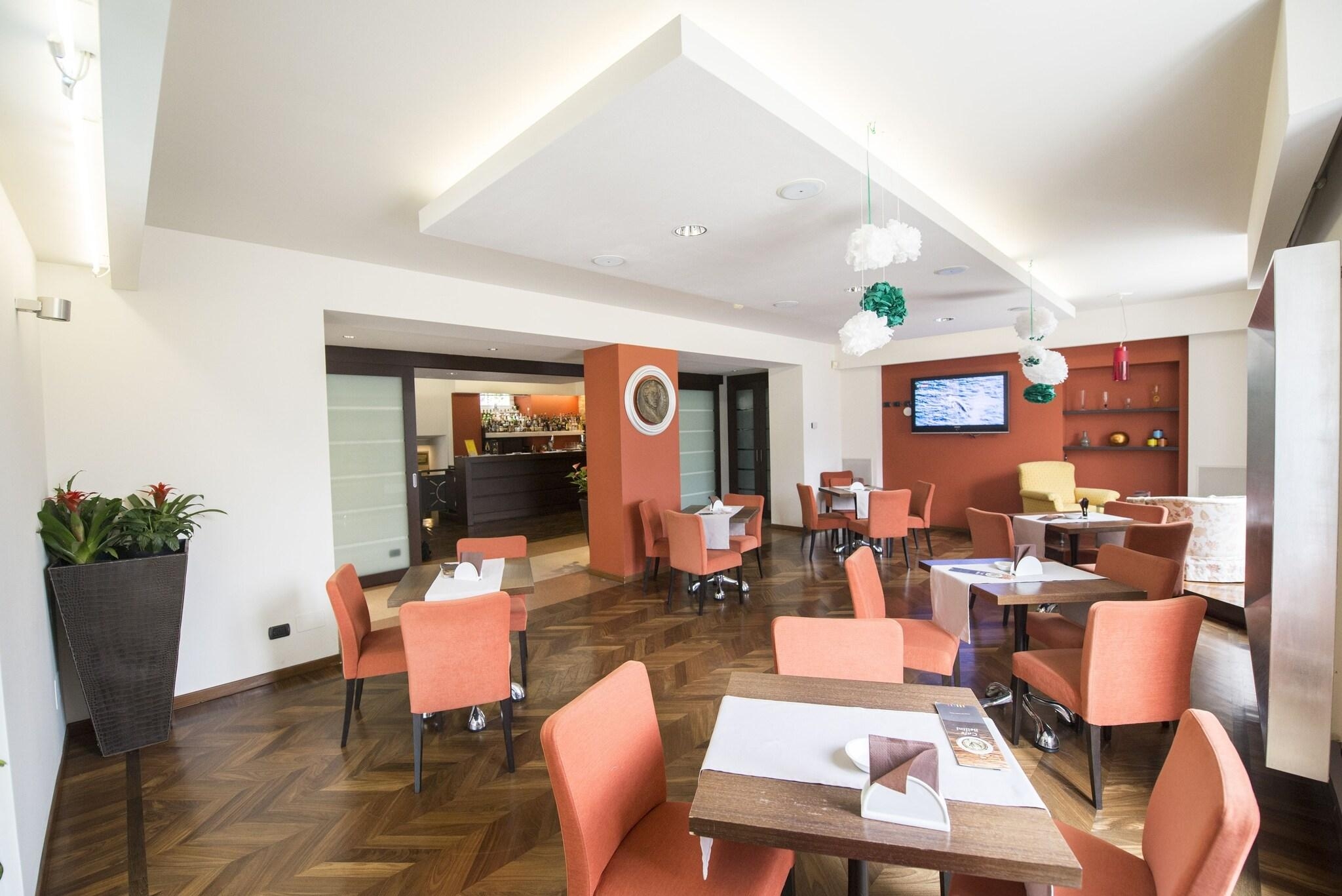 Hotel Posta Moltrasio, photo 129 of 135