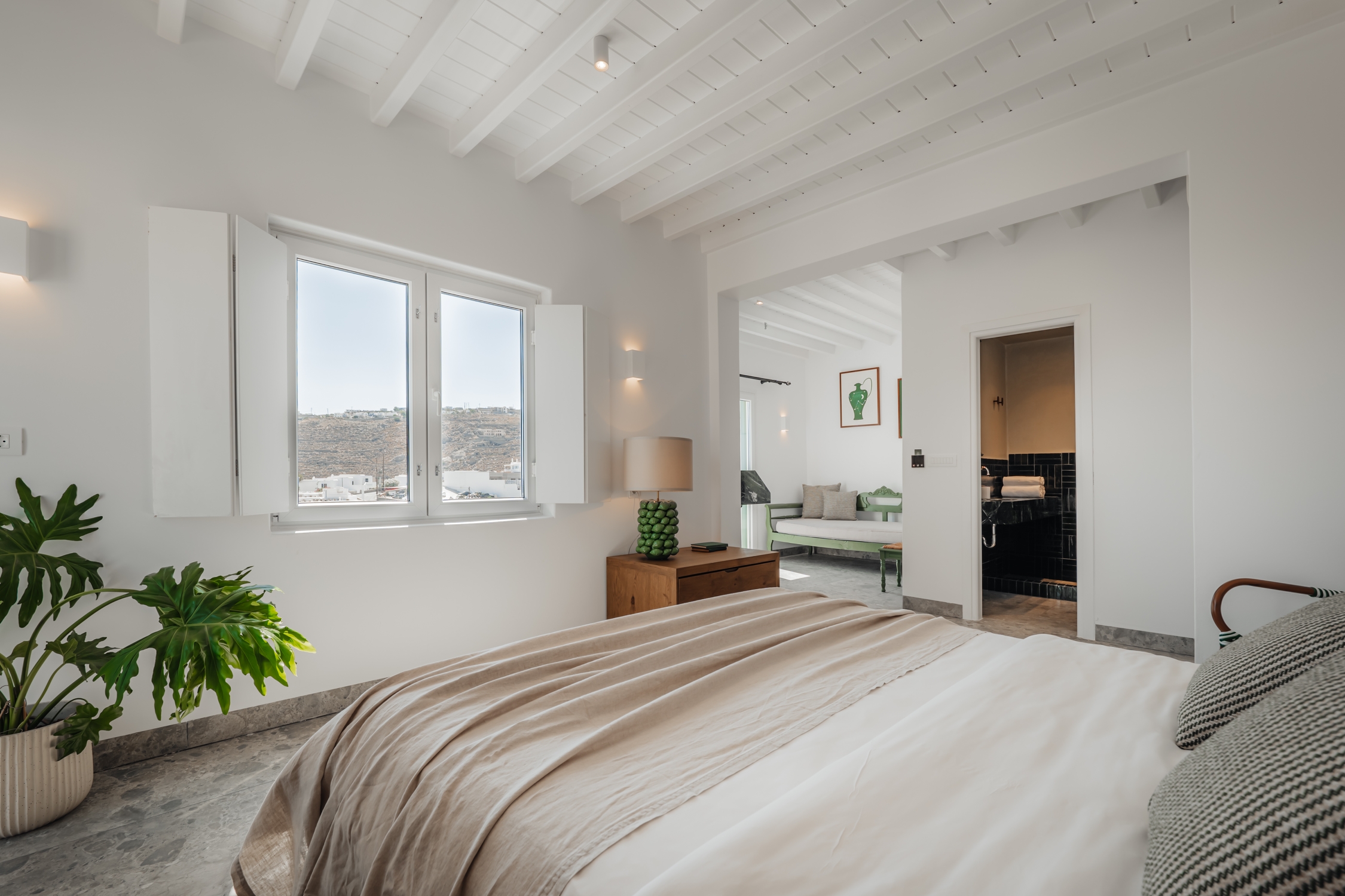 Pelican Bay Art Hotel, photo 17 of 78