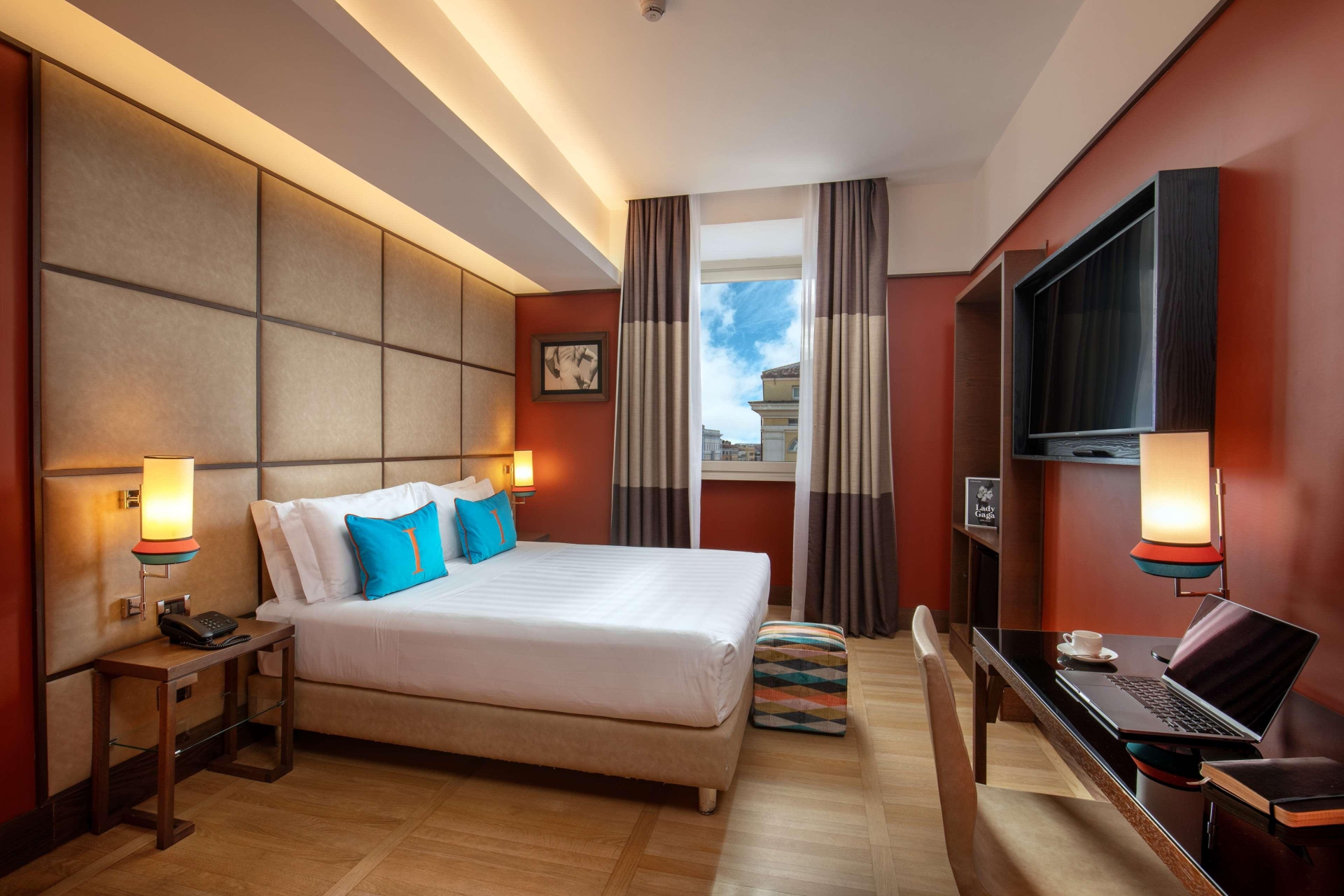 The Independent Hotel, photo 44 of 63