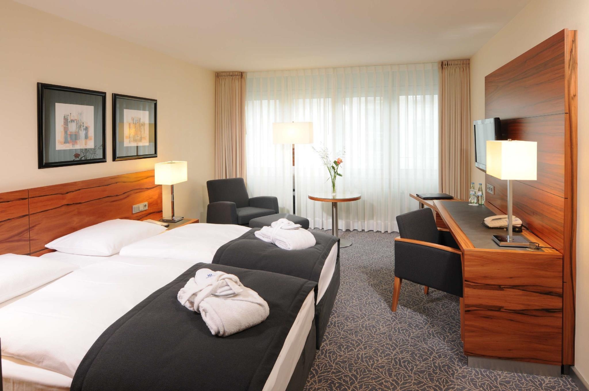 Maritim Hotel München, photo 3 of 44