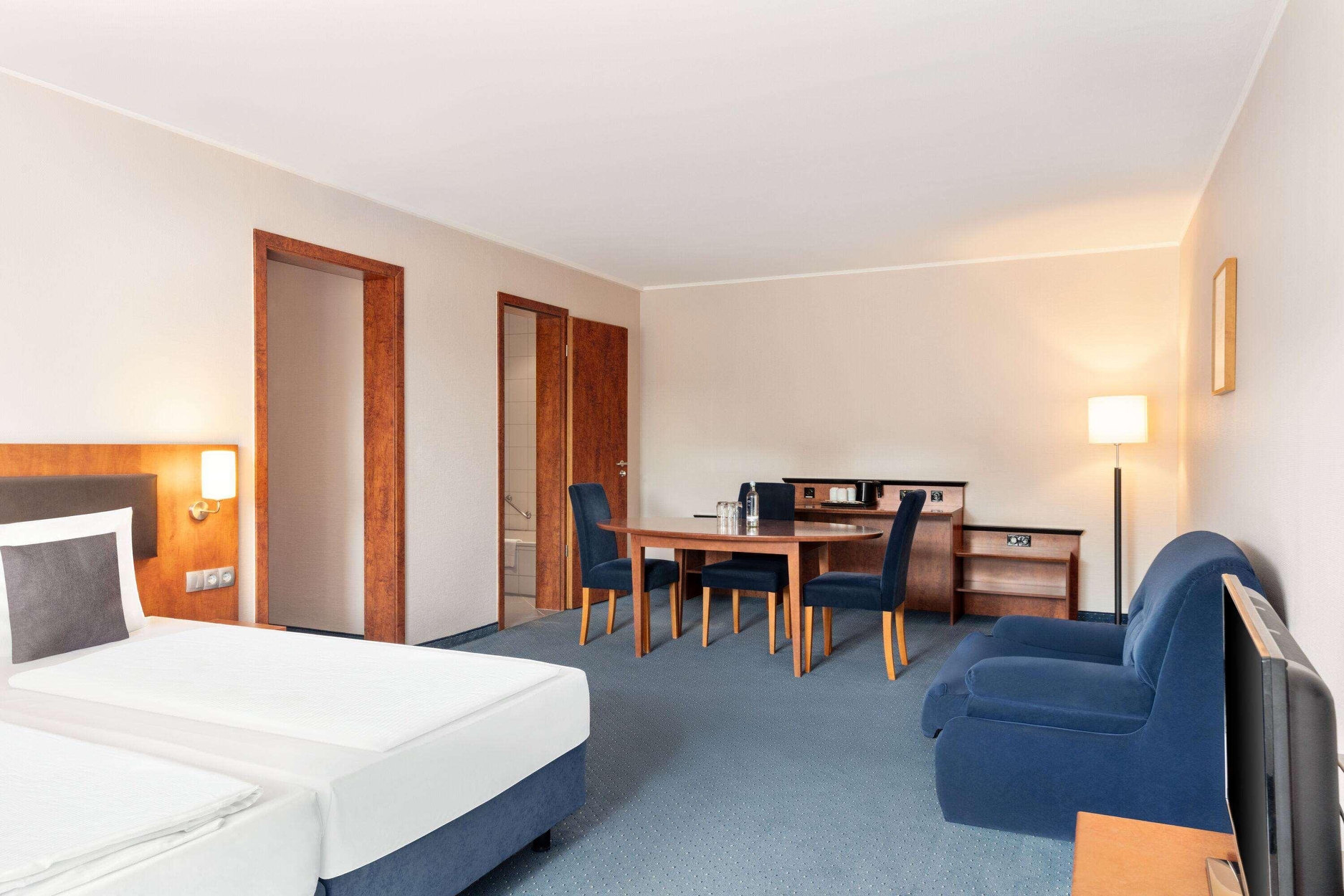 Amedia Hotel Frankfurt-Ruesselsheim by Wyndham, photo 13 of 40