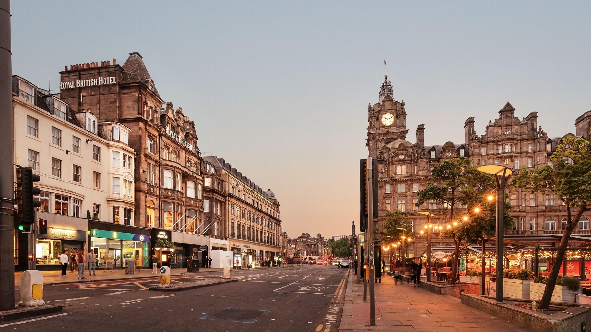 Hotel Indigo Edinburgh - Princes Street, photo 9 of 182